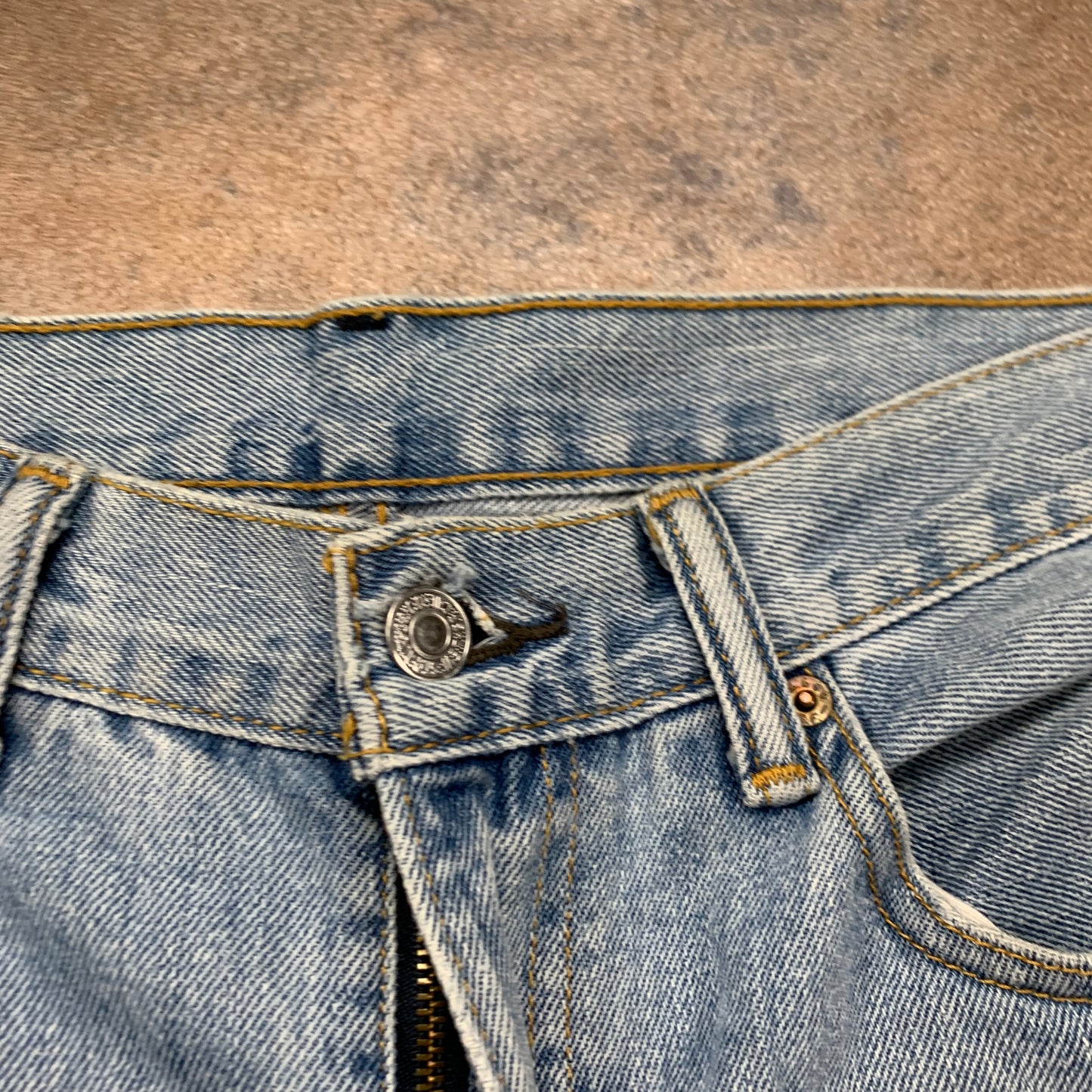 Vintage LEVI'S 505 Jeans W34 L32 Mens Regular Fit Straight Blue