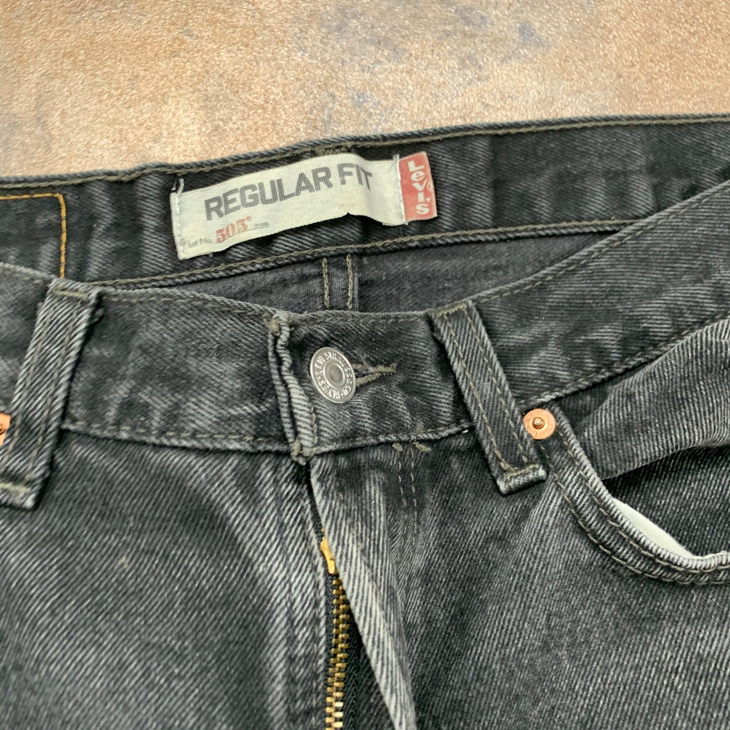 Vintage LEVI'S 505 Jeans W31 L28 Mens Regular Fit Straight Grey