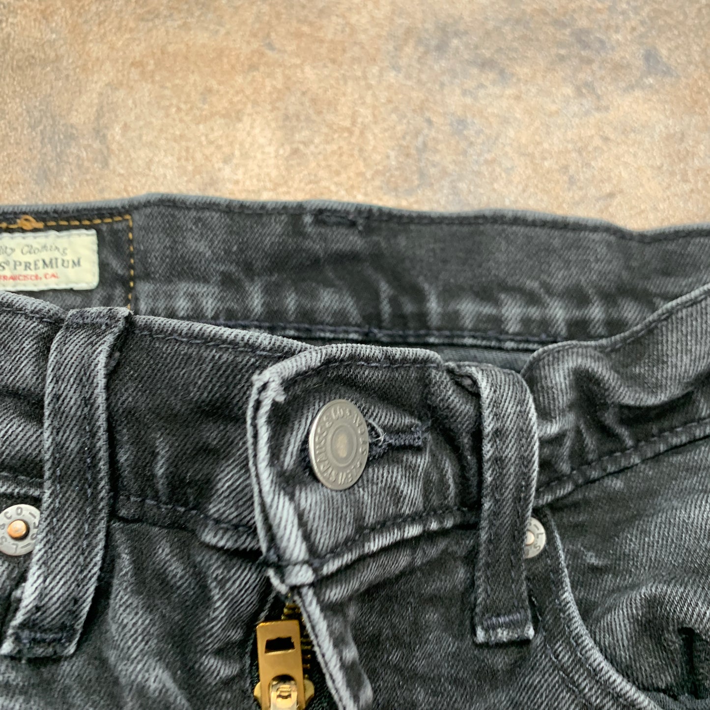 LEVI'S Skinny Tapered Jeans W28 L30 Mens Grey