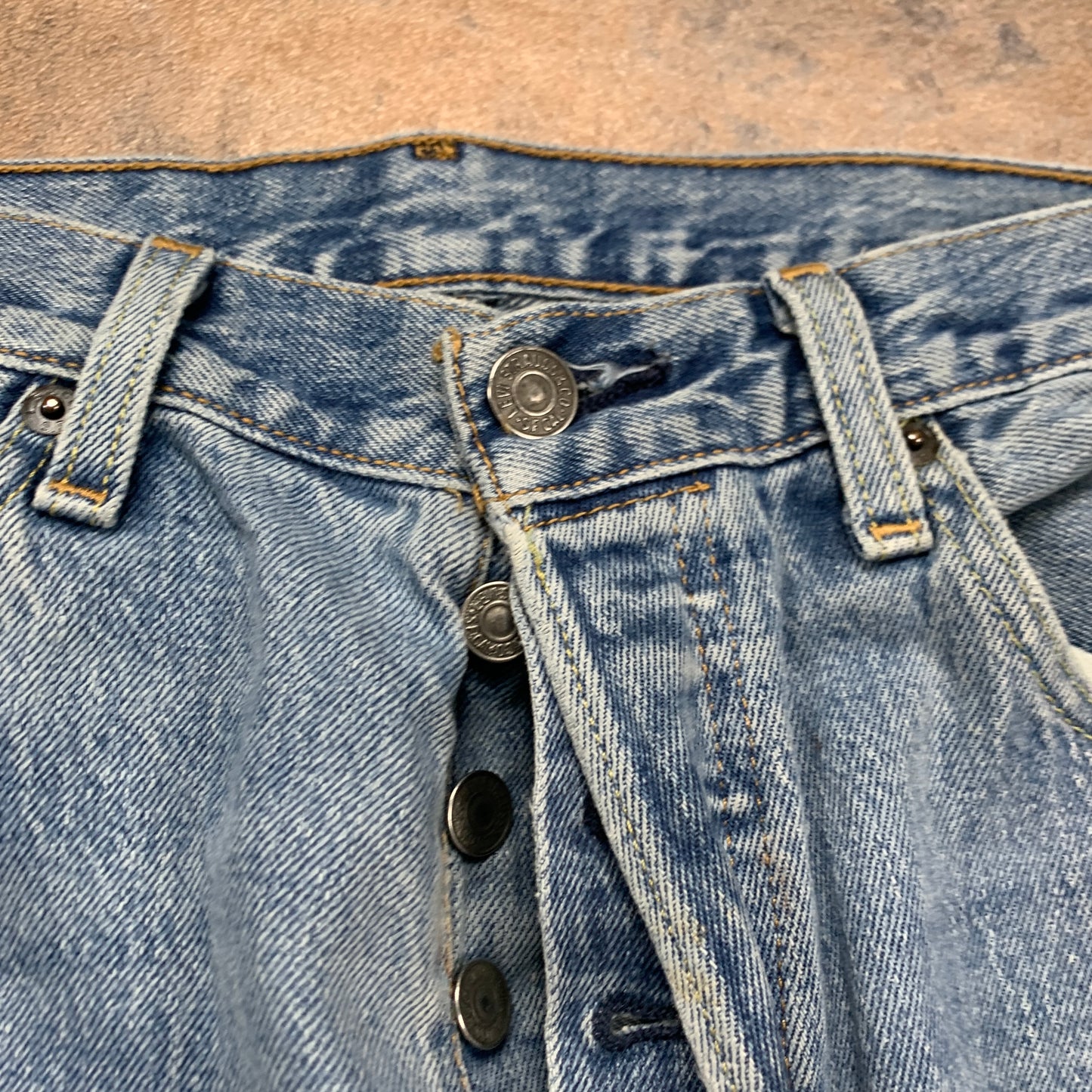 Vintage LEVI'S 501 Jeans W32 L32 Mens Regular Fit Straight Blue