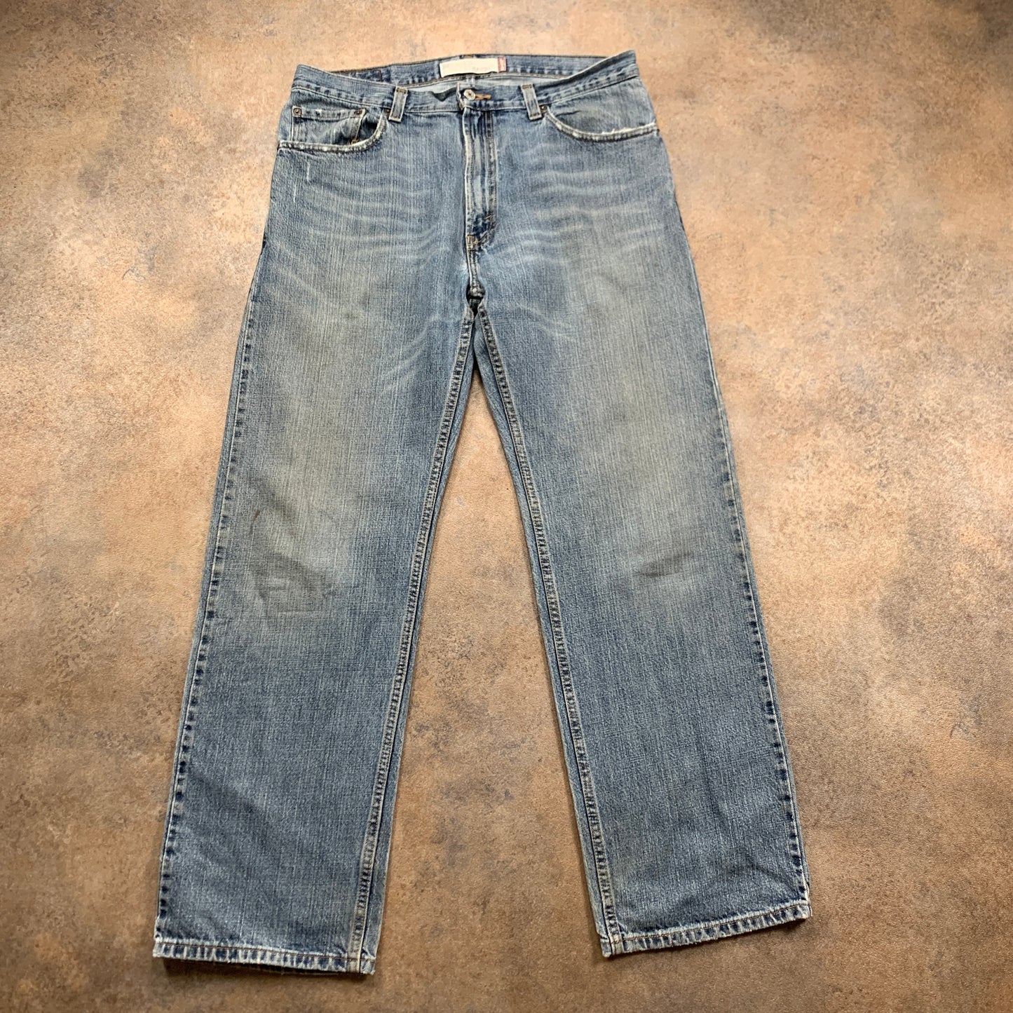 Vintage LEVI'S 559 Jeans W34 L32 Mens Relaxed Fit Straight Blue