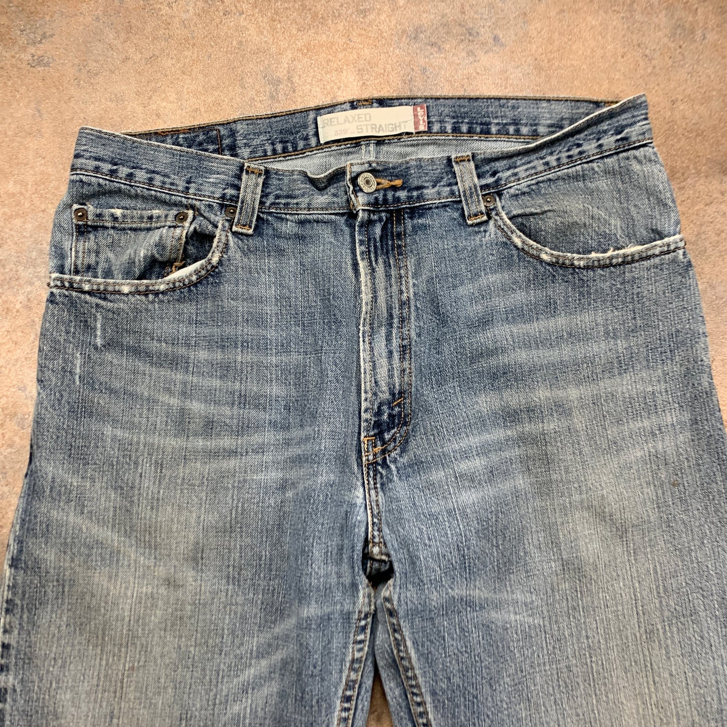Vintage LEVI'S 559 Jeans W34 L32 Mens Relaxed Fit Straight Blue