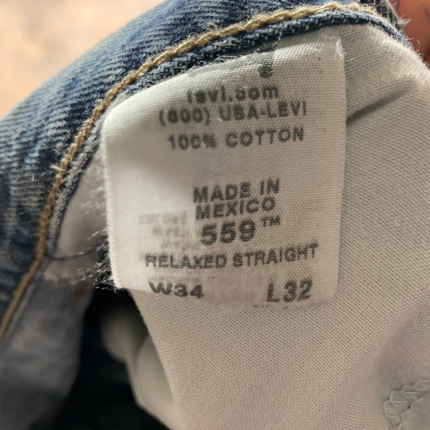 Vintage LEVI'S 559 Jeans W34 L32 Mens Relaxed Fit Straight Blue