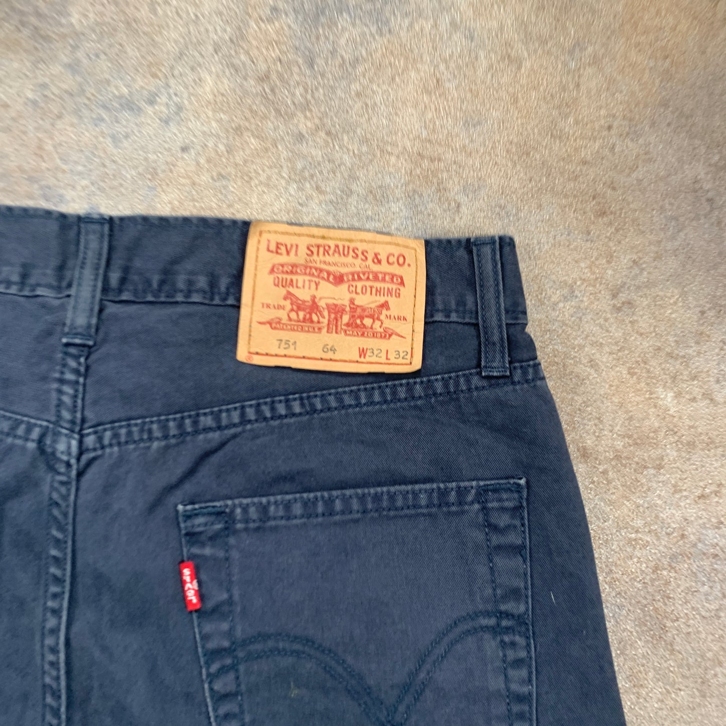 Vintage LEVI'S 751 Jeans W32 L31 Mens Regular Fit Straight Blue
