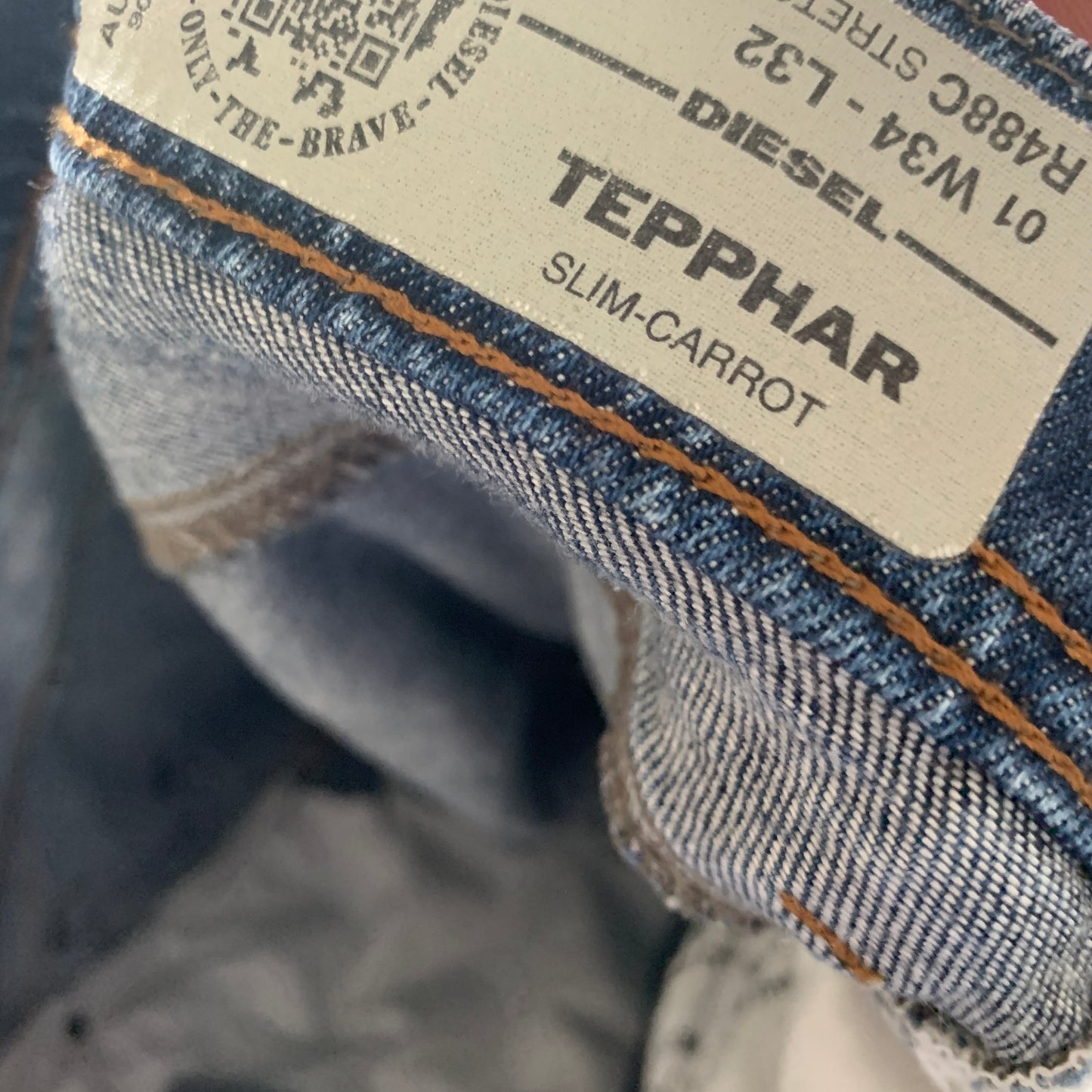 Diesel TEPPHAR Jeans W36 L32 Mens Slim Fit Straight Blue