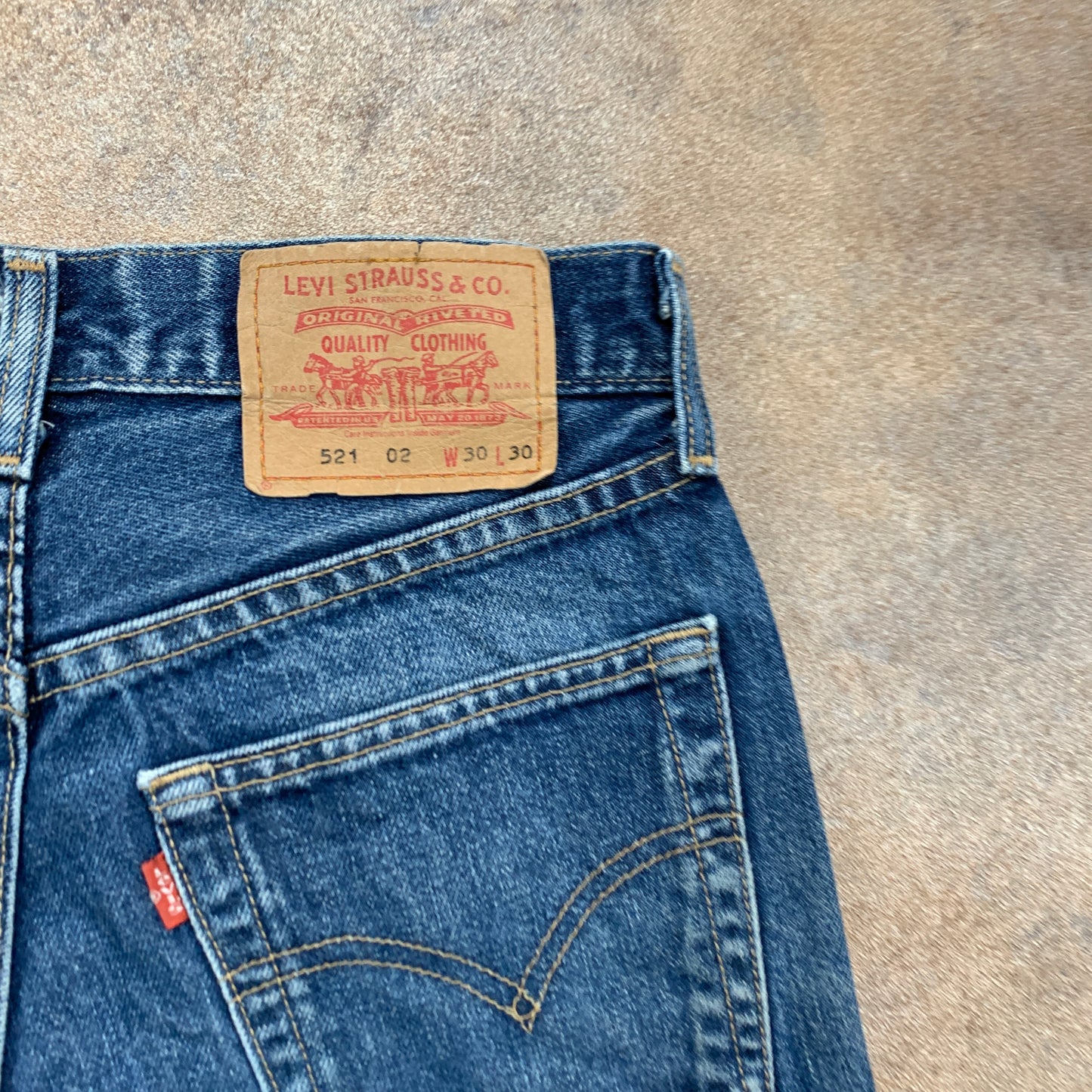 Vintage LEVI'S 521 Jeans W30 L28 Mens Slim Fit Straight Blue