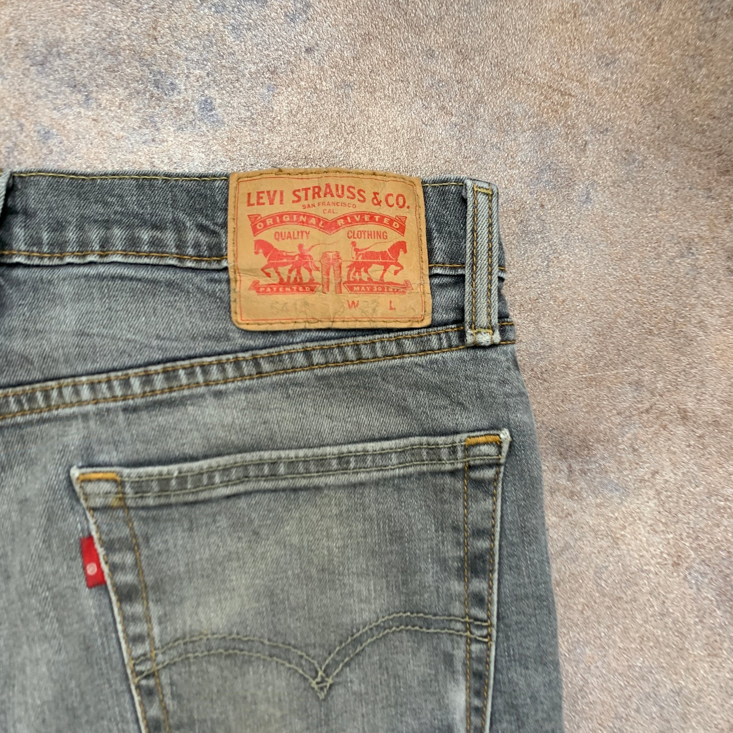 LEVI'S 541 Jeans W32 L32 Mens Slim Fit Tapered Grey