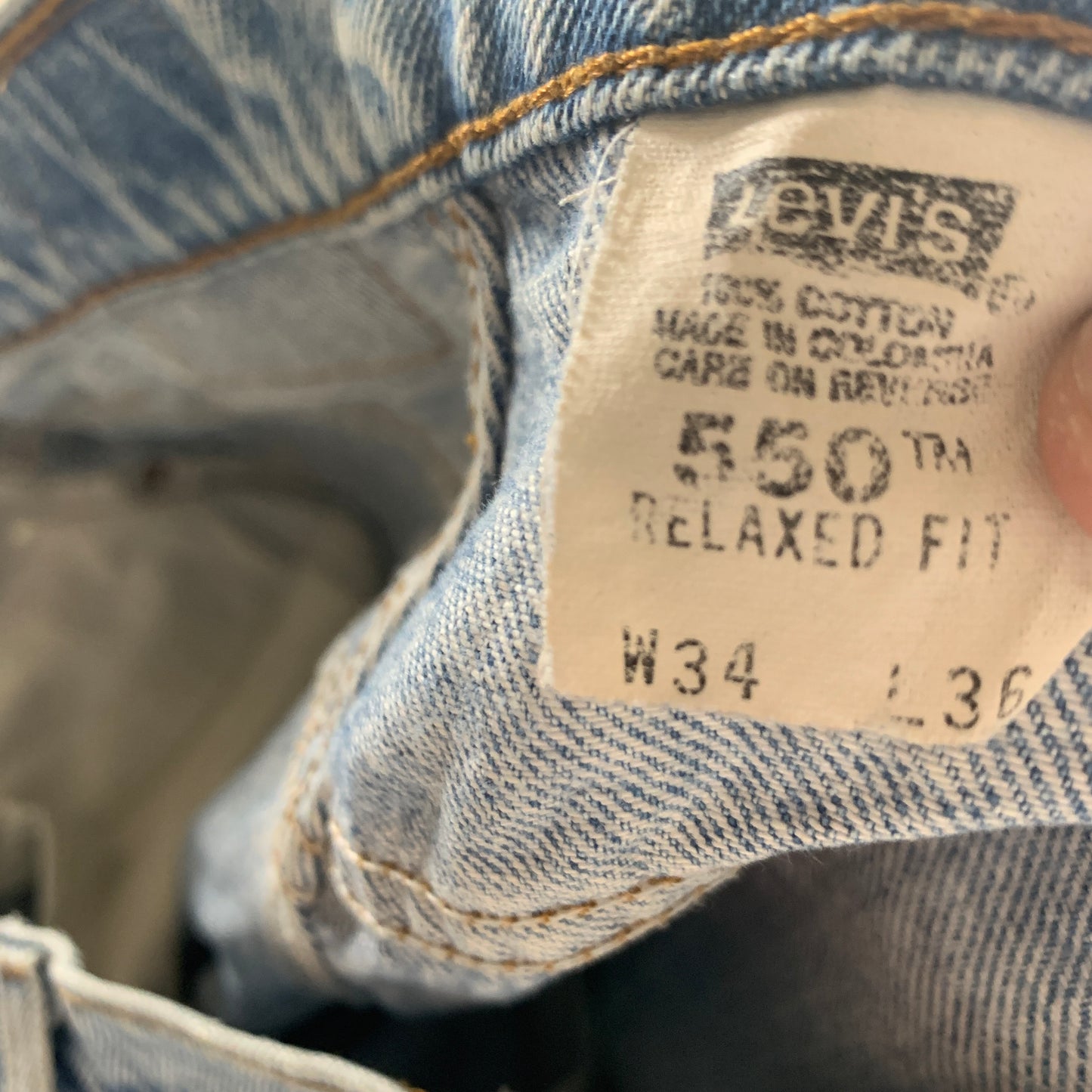 Vintage LEVI'S 550 Jeans W34 L36 Mens Relaxed Fit Straight Blue