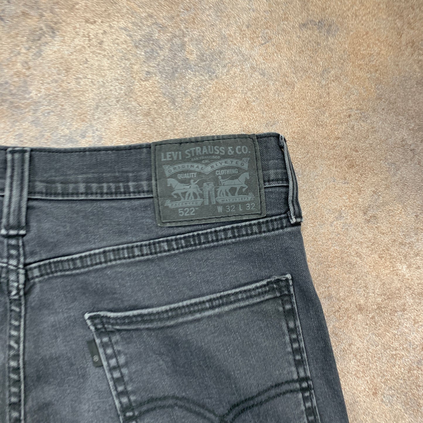LEVI'S 522 Jeans W32 L30 Mens Slim Fit Tapered Grey