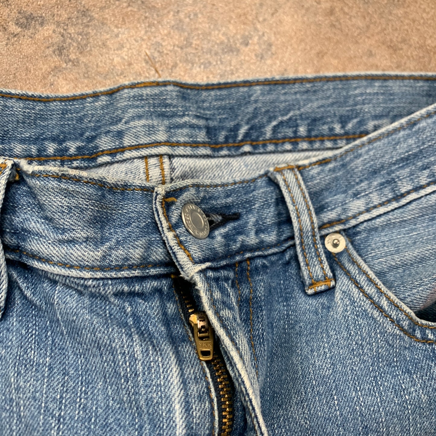 Vintage LEVI'S 751 Jeans W34 L30 Mens Regular Fit Straight Blue