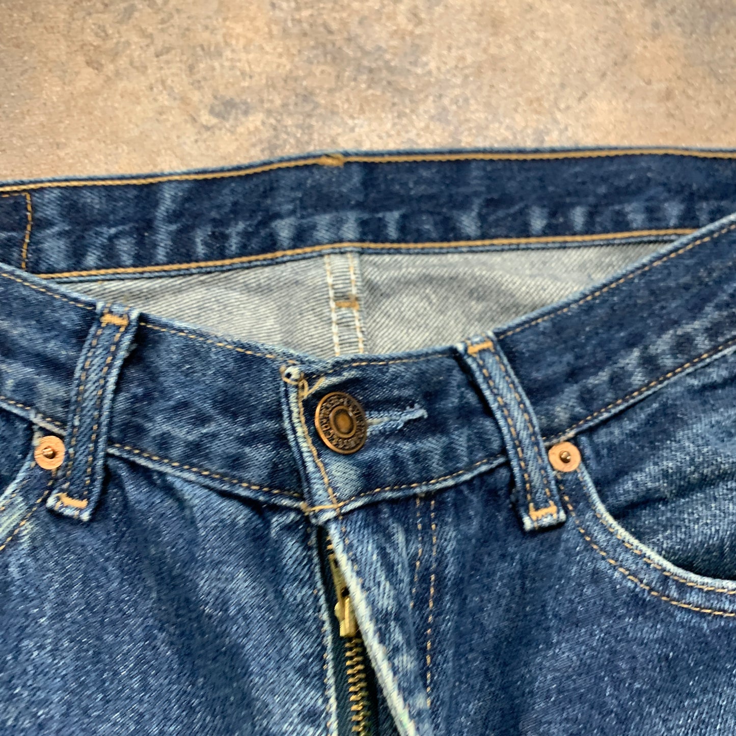 Vintage LEVI'S 581 Jeans W34 L32 Mens Regular Fit Straight Blue