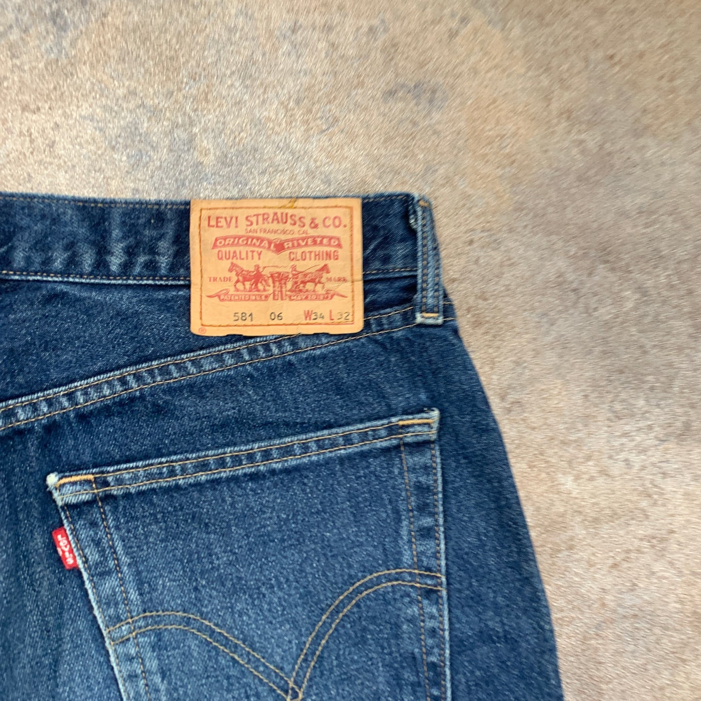 Vintage LEVI'S 581 Jeans W34 L32 Mens Regular Fit Straight Blue