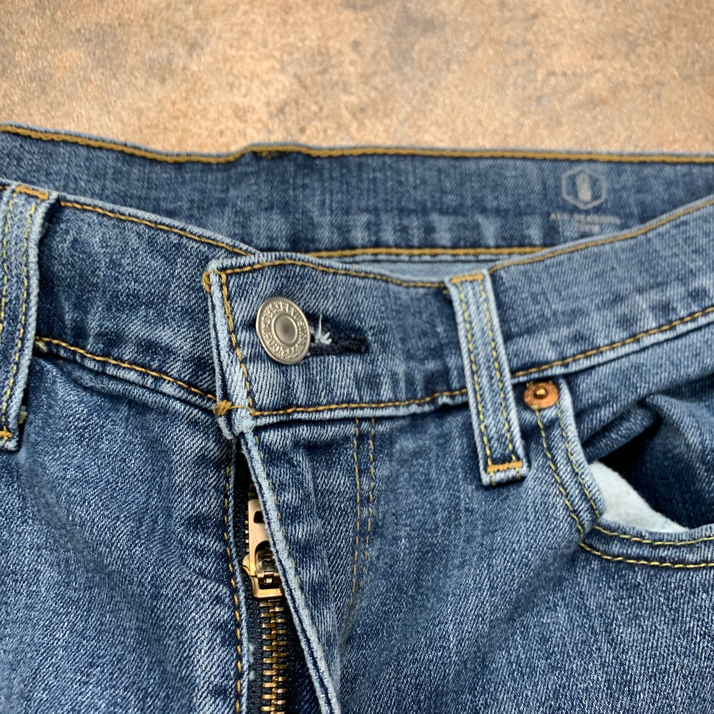 LEVI'S 541 Jeans W33 L30 Mens Slim Fit Tapered Blue