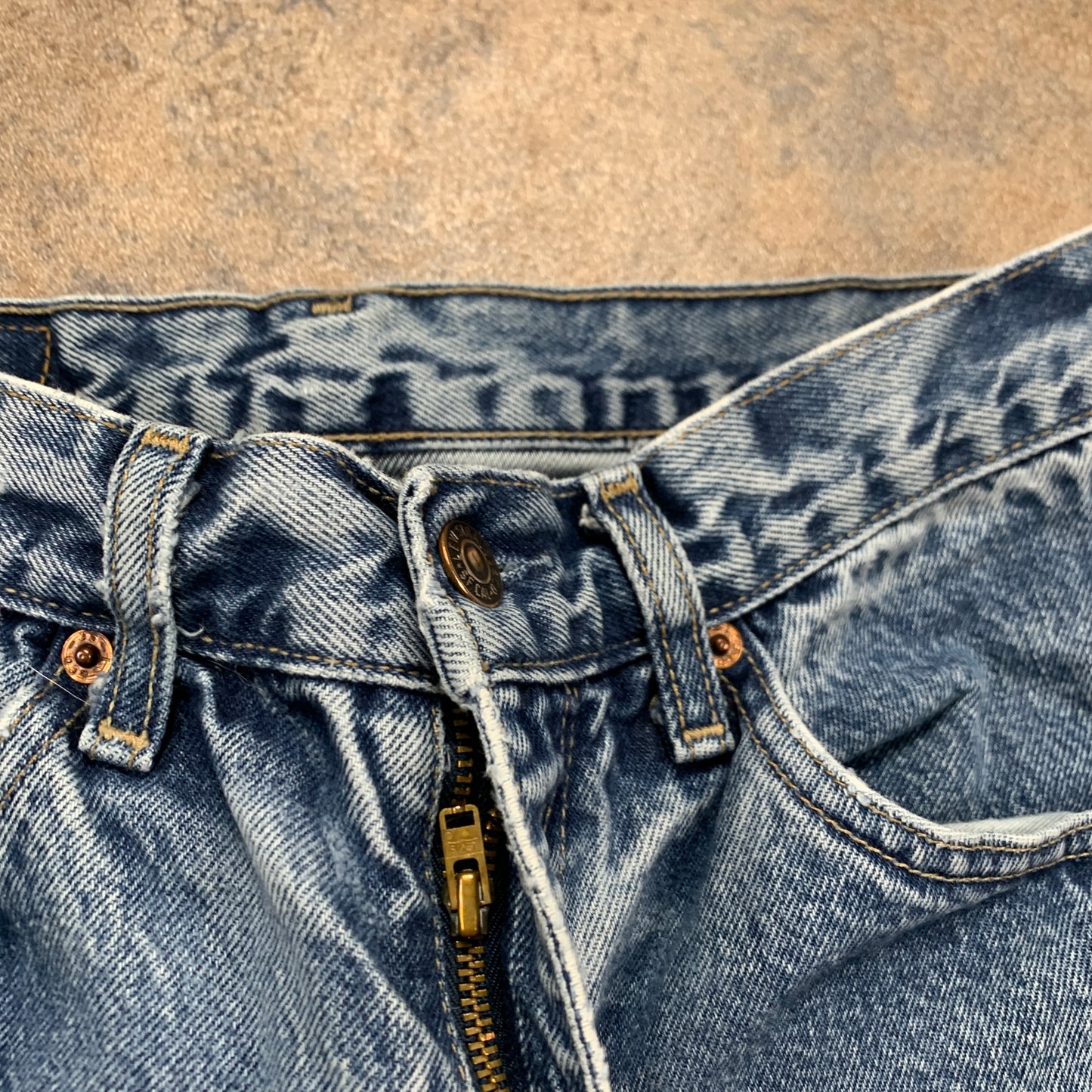 Vintage LEVI'S 521 Jeans W28 L28 Mens Regular Fit Straight Blue