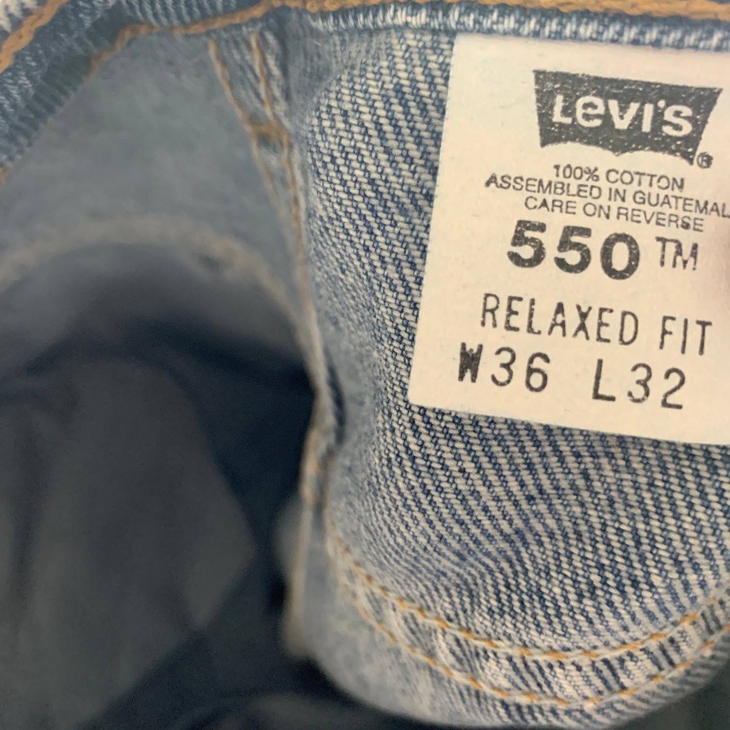 Vintage LEVI'S 550 Jeans W36 L32 Mens Relaxed Fit Straight Blue