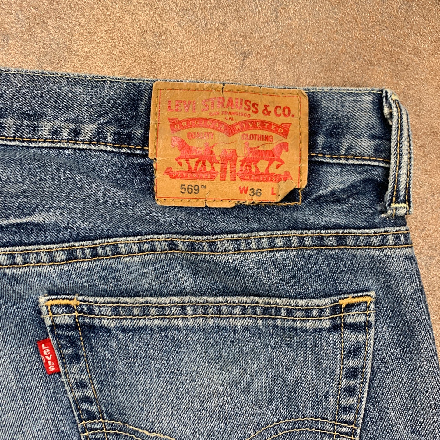 LEVI'S 569 Jeans W38 L32 Mens Relaxed Fit Straight Blue