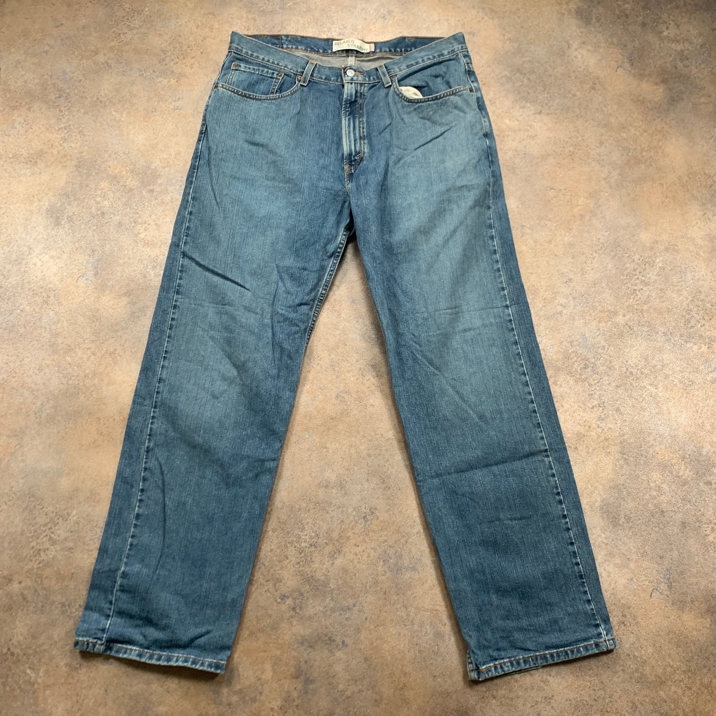 Vintage LEVI'S 559 Jeans W38 L34 Mens Relaxed Fit Straight Blue