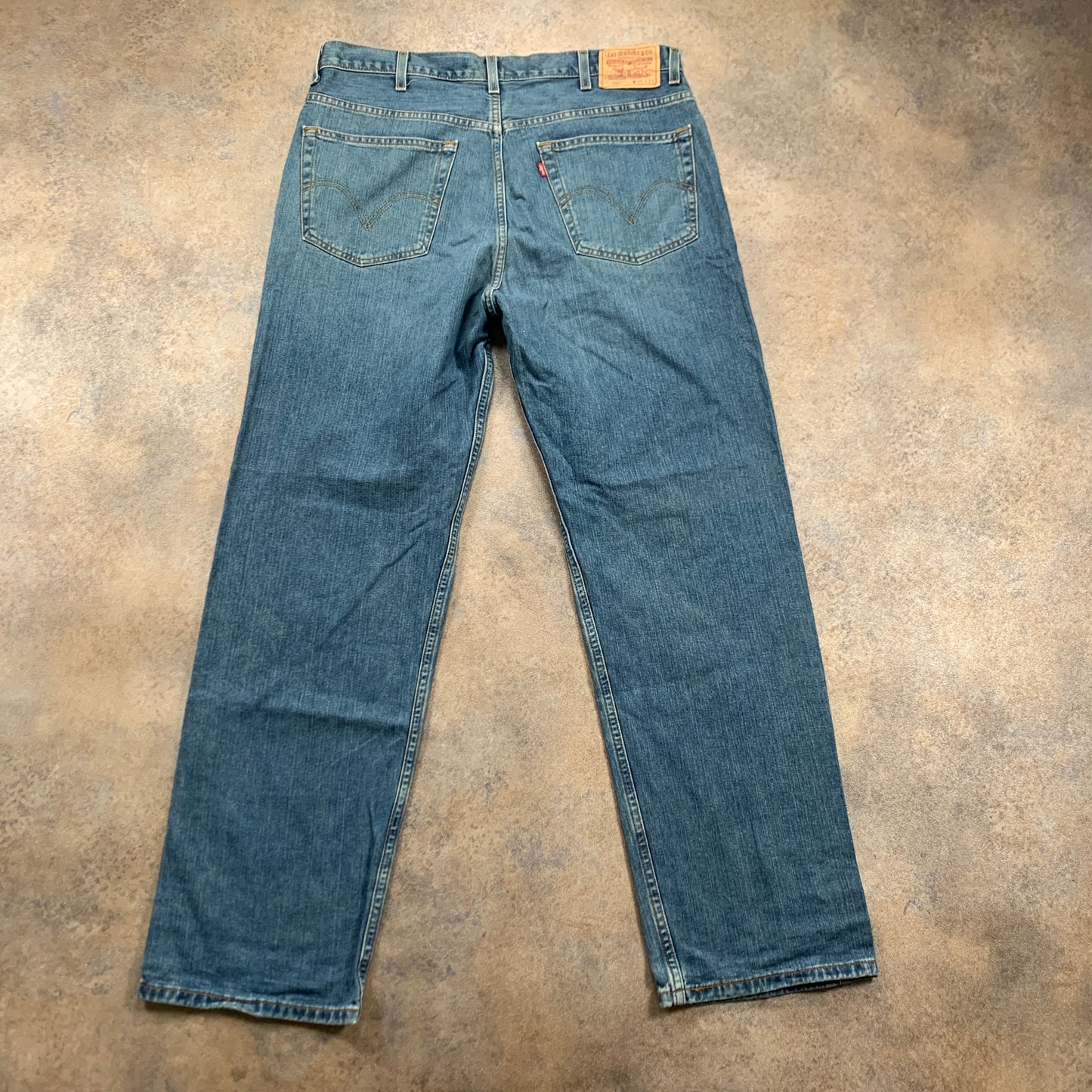 Vintage LEVI'S 559 Jeans W38 L34 Mens Relaxed Fit Straight Blue