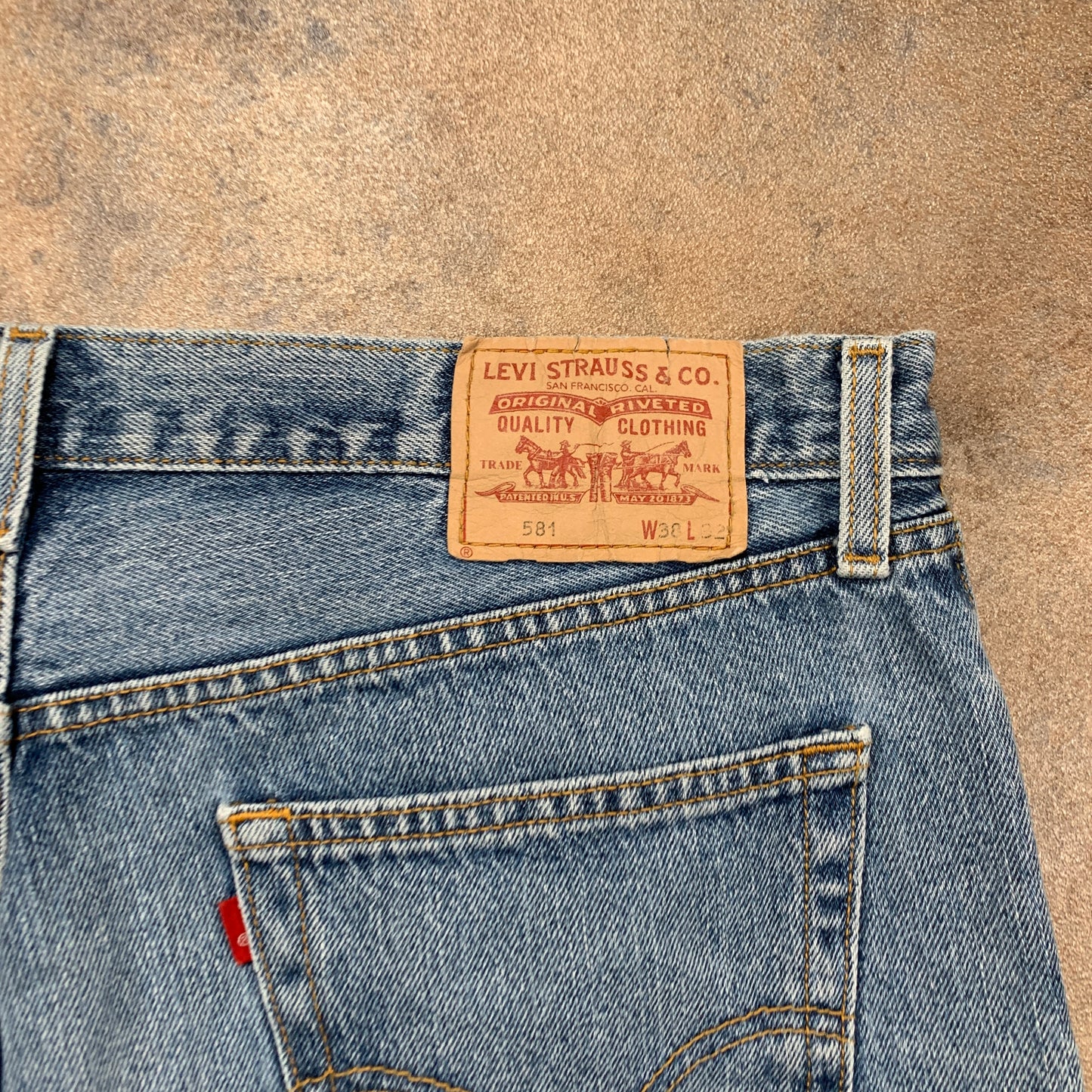 Vintage LEVI'S 581 Jeans W38 L32 Mens Regular Fit Straight Blue