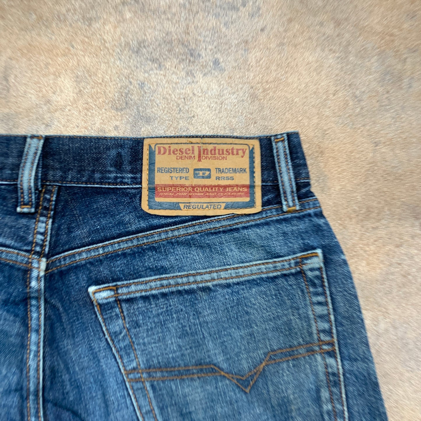 Diesel Jeans W33 L28 Mens Relaxed Fit Straight Blue