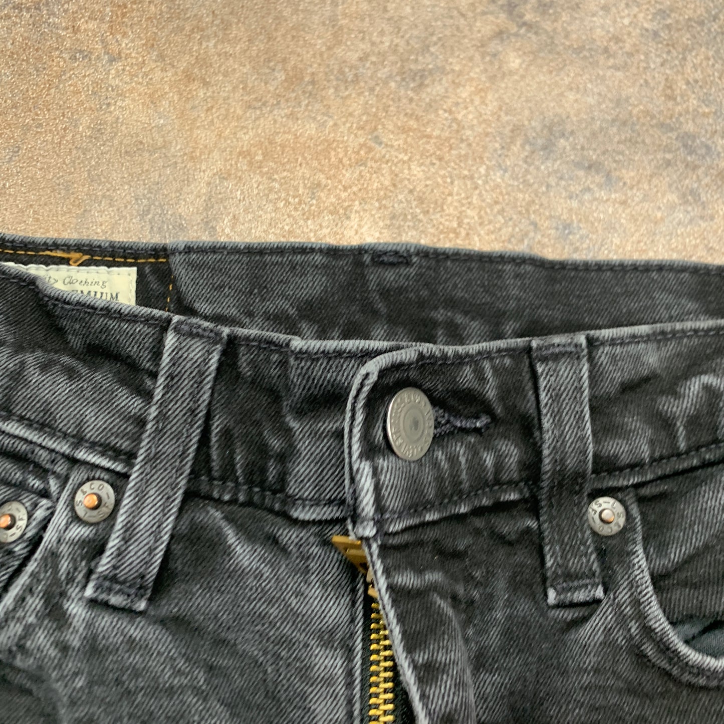 LEVI'S Skinny Tapered Jeans W28 L32 Mens Grey