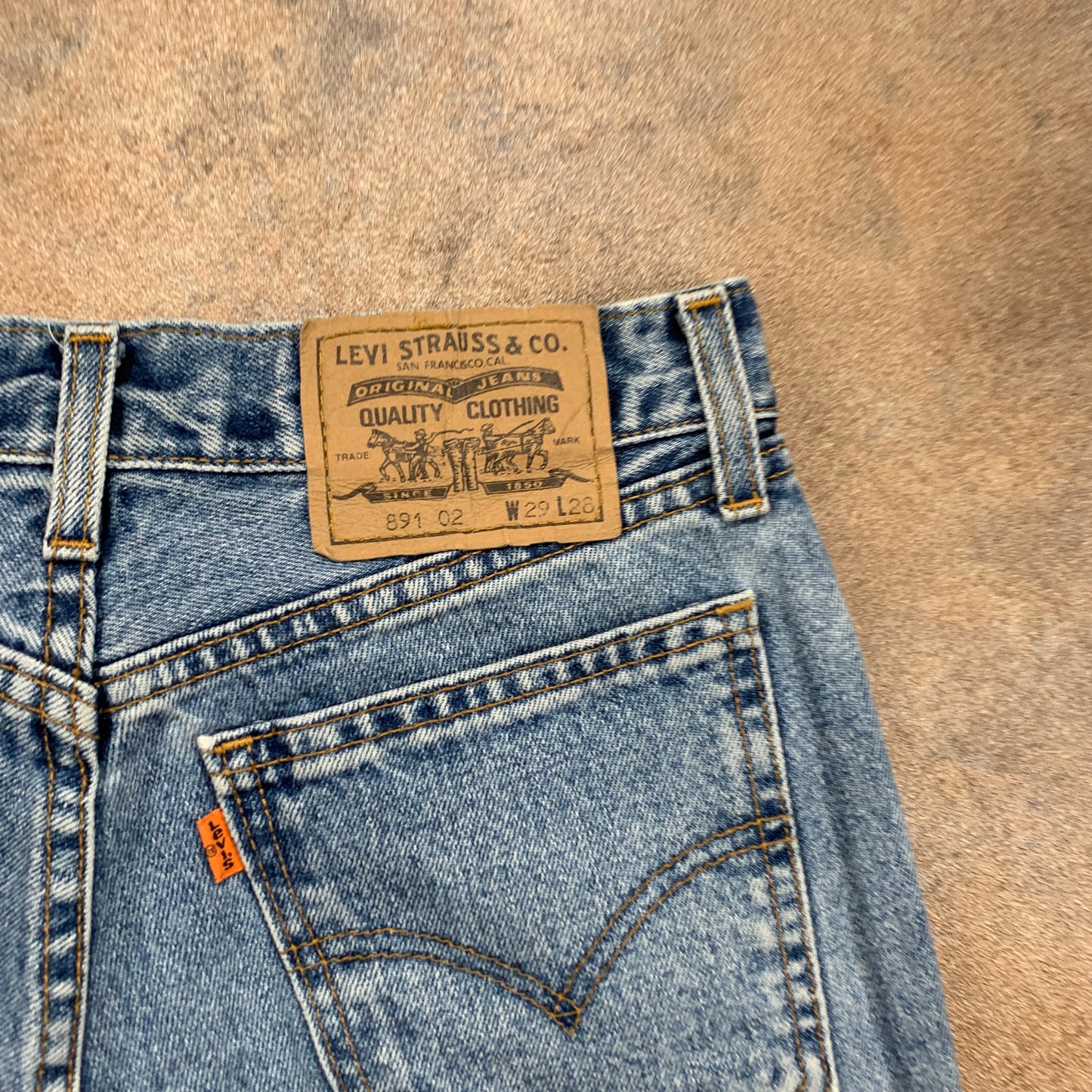 Vintage 1970s LEVI'S 891 Jeans W28 L28 Mens Slim Fit Tapered Blue 70s