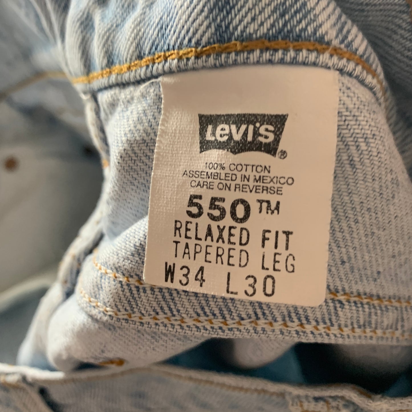 Vintage LEVI'S 550 Jeans W34 L30 Mens Relaxed Fit Tapered Blue 70s