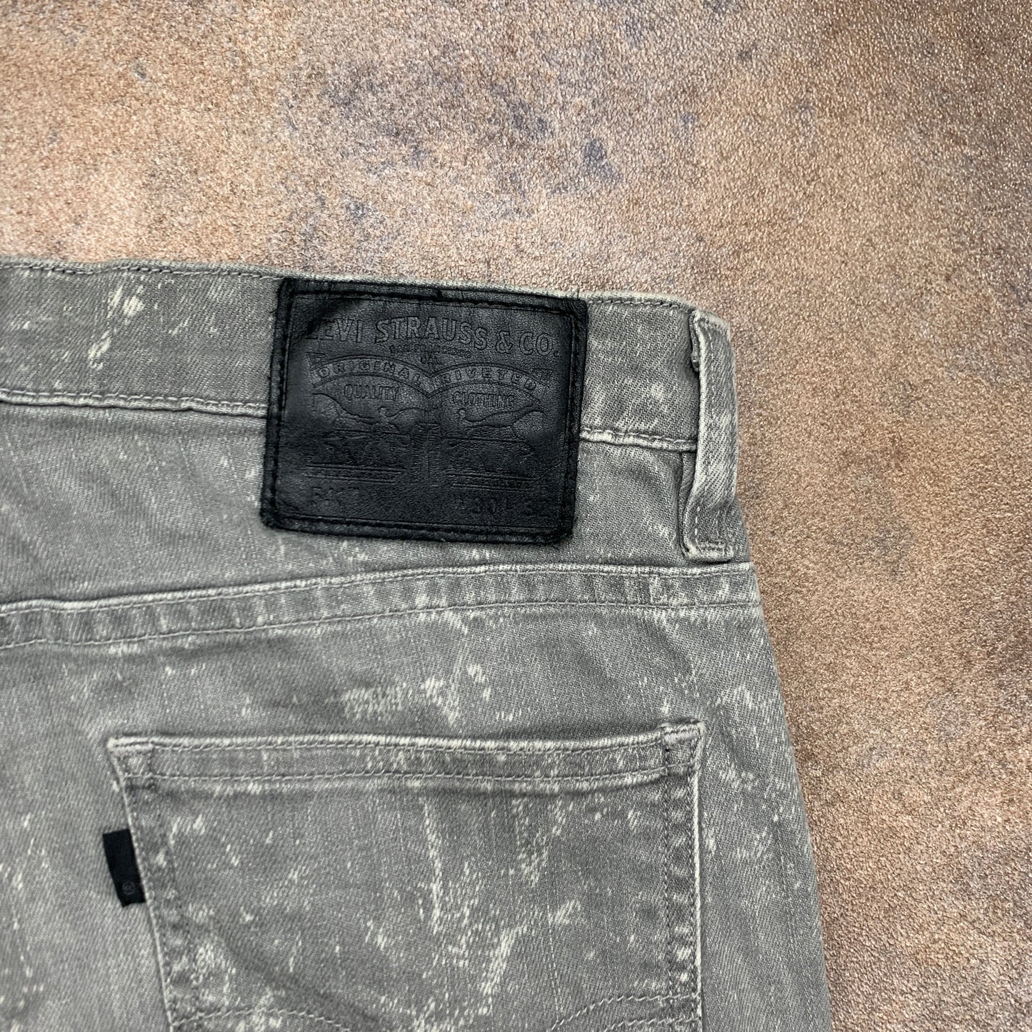 LEVI'S 541 Jeans W30 L31 Mens Slim Fit Tapered Grey