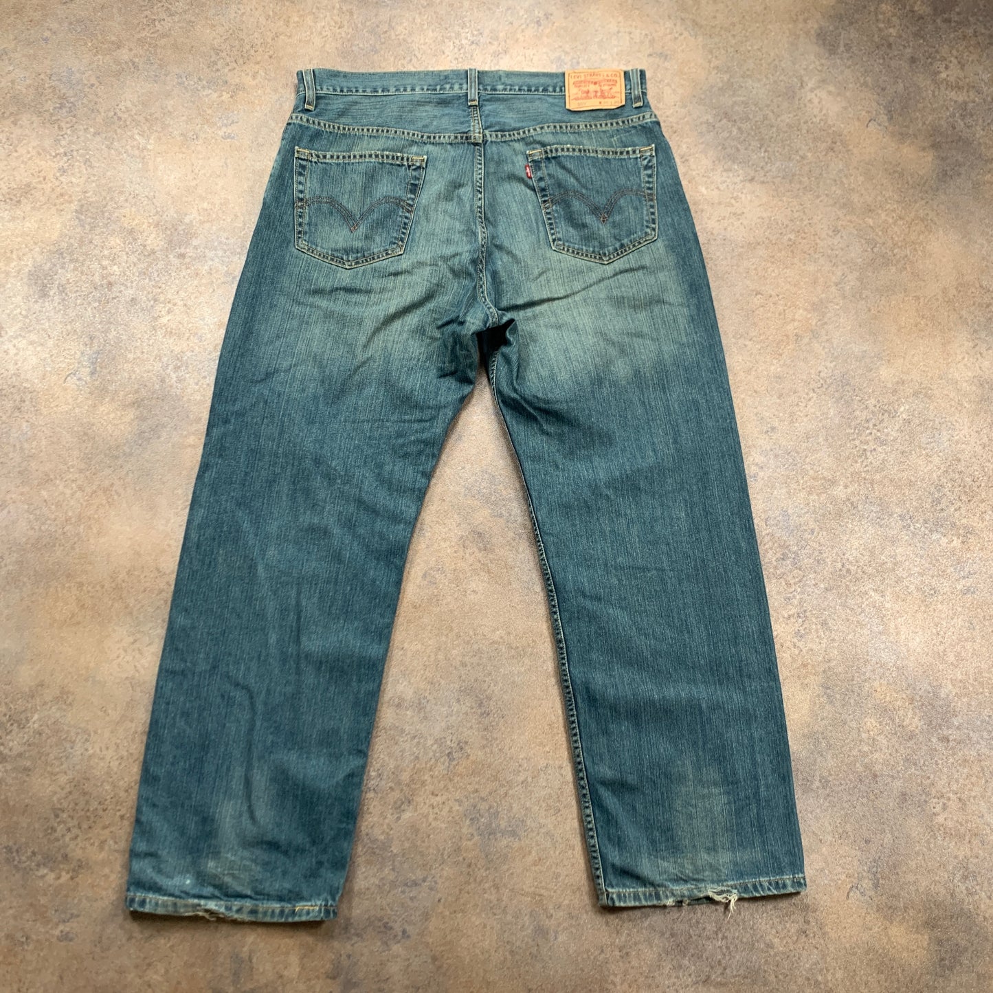 Vintage LEVI'S 559 Jeans W36 L30 Mens Relaxed Fit Straight Blue