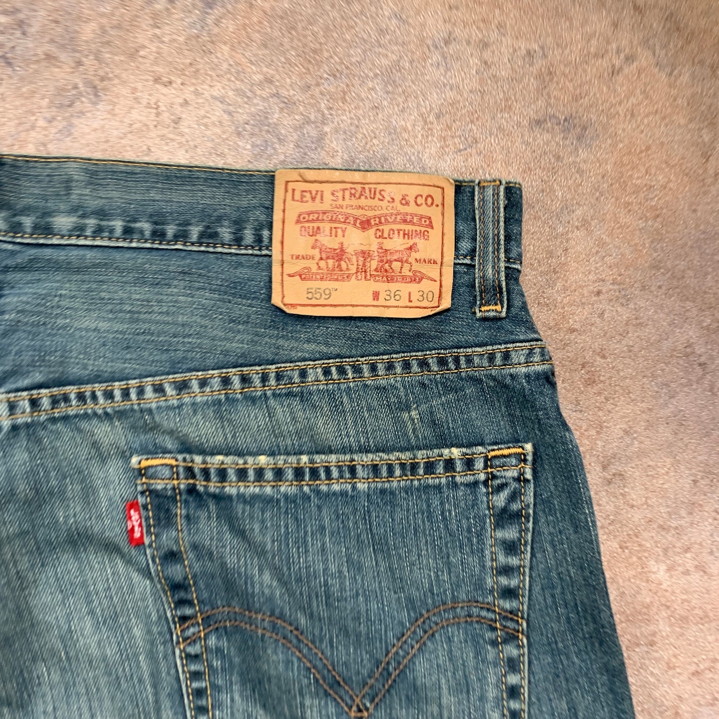Vintage LEVI'S 559 Jeans W36 L30 Mens Relaxed Fit Straight Blue