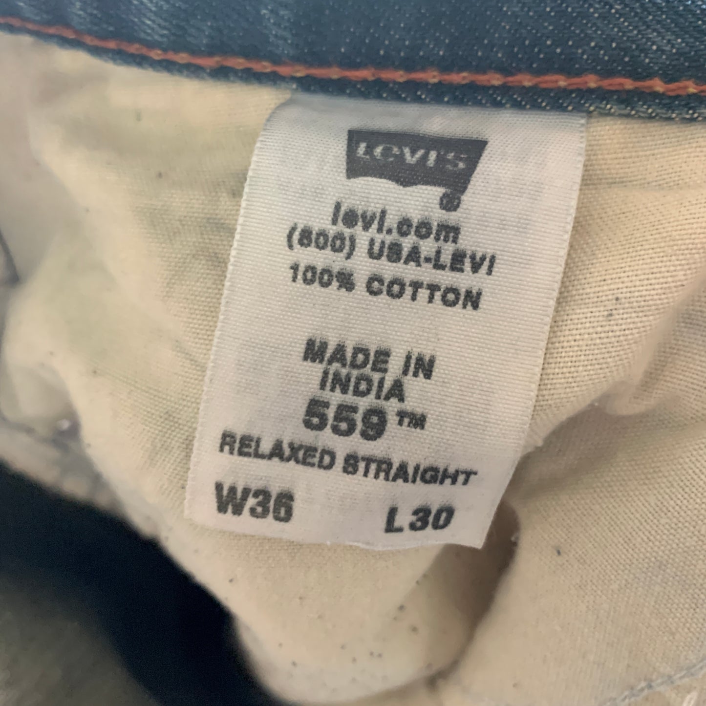 Vintage LEVI'S 559 Jeans W36 L30 Mens Relaxed Fit Straight Blue