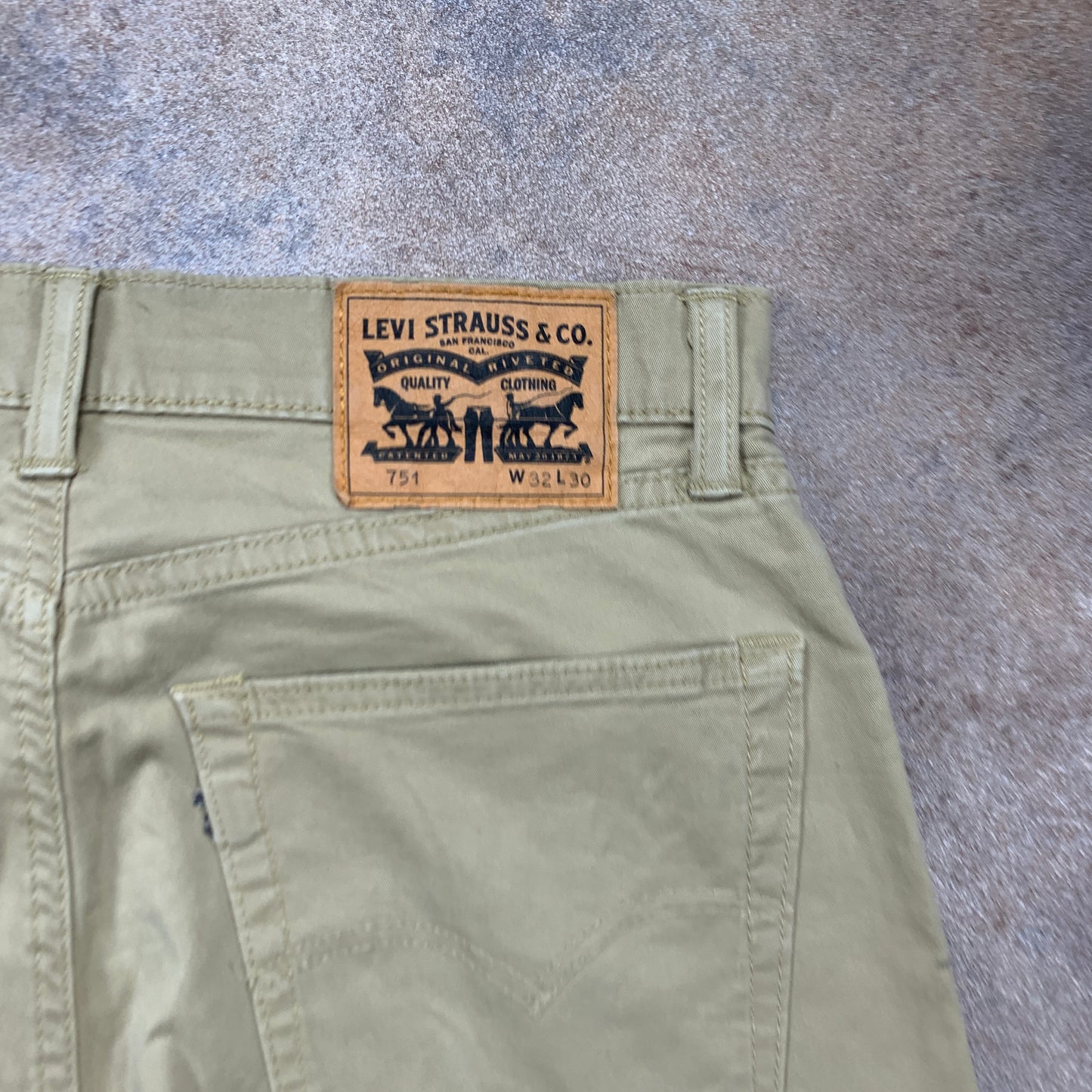 LEVI'S 751 Jeans W32 L30 Mens Regular Fit Straight Beige
