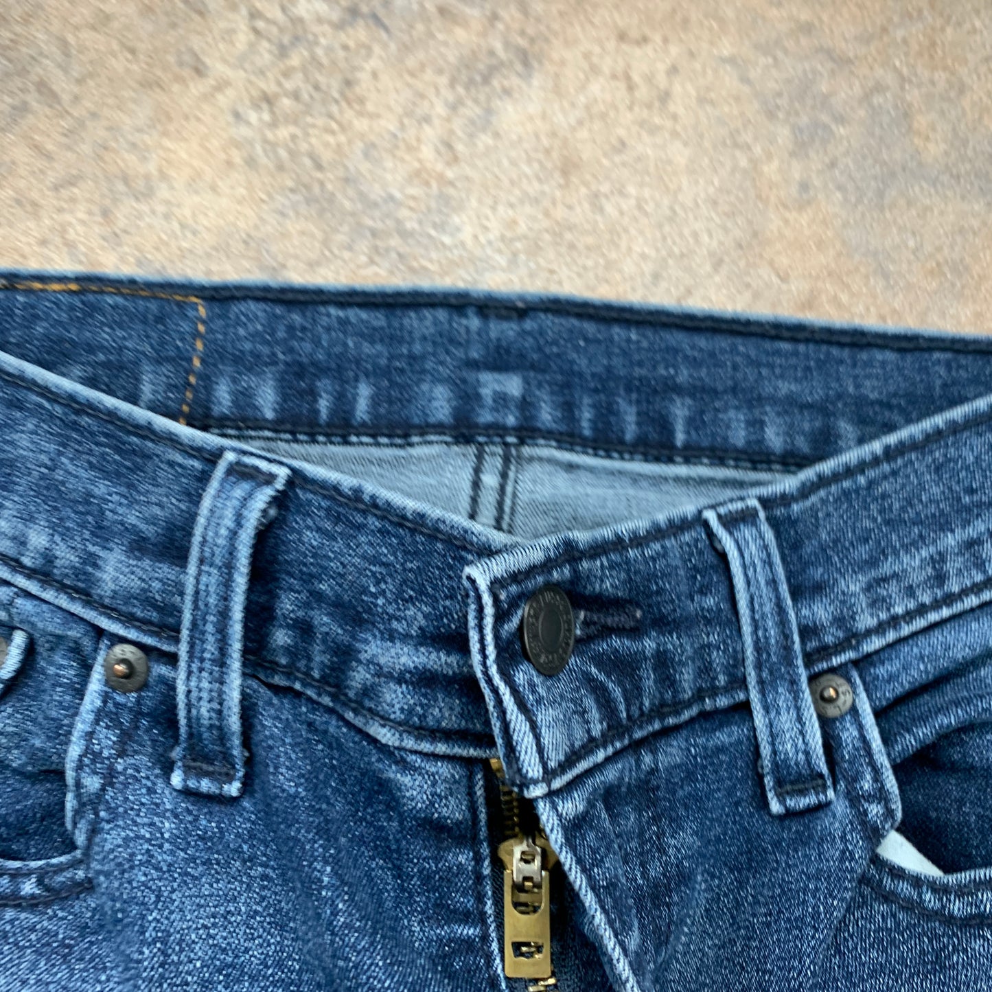 LEVI'S 519 Jeans W30 L29 Mens Skinny Fit Blue