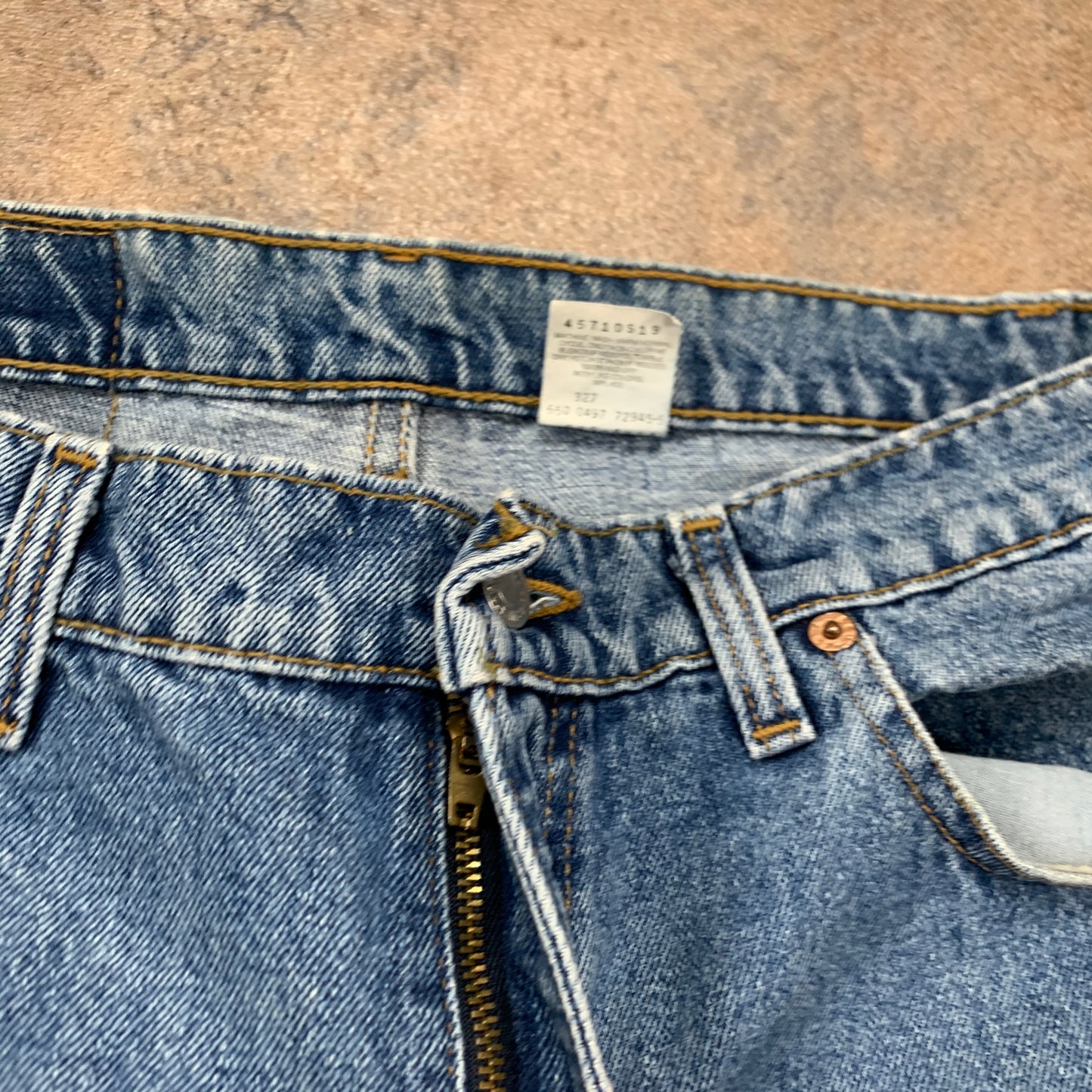 Vintage LEVI'S 565 Jeans W36 L34 Mens Relaxed Fit Wide Leg Blue
