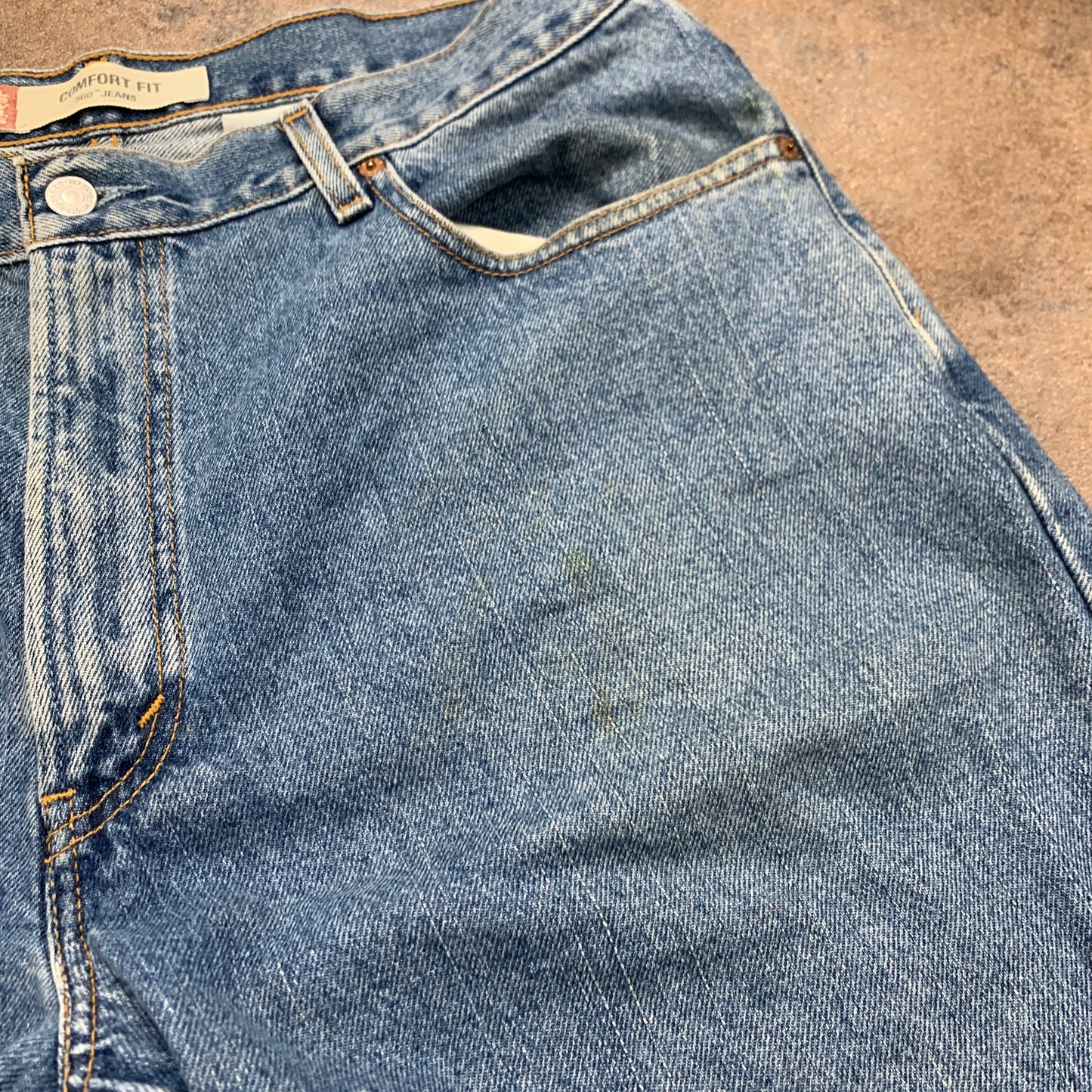 Vintage LEVI'S 560 Jeans W36 L30 Mens Relaxed Fit Straight Blue 90s