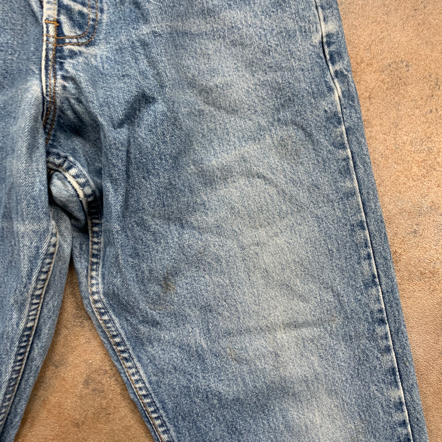 Vintage LEVI'S 522 Jeans W32 L30 Mens Slim Fit Tapered Blue