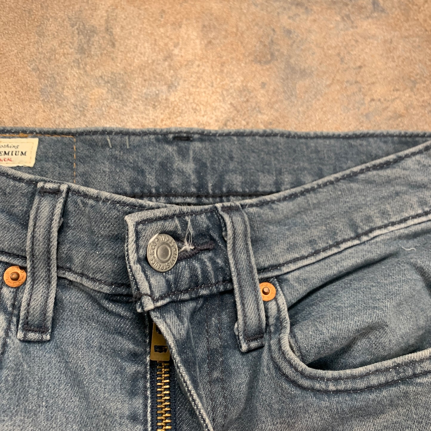 LEVI'S Skinny Tapered Jeans W28 L28 Mens Blue