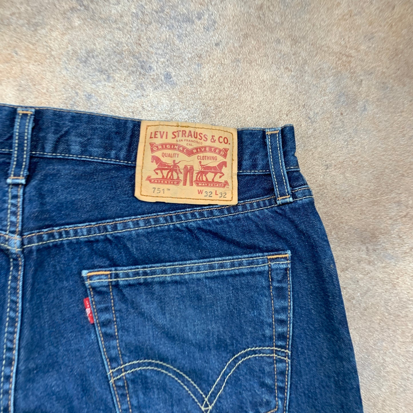 Vintage LEVI'S 751 Jeans W32 L32 Mens Regular Fit Straight Blue