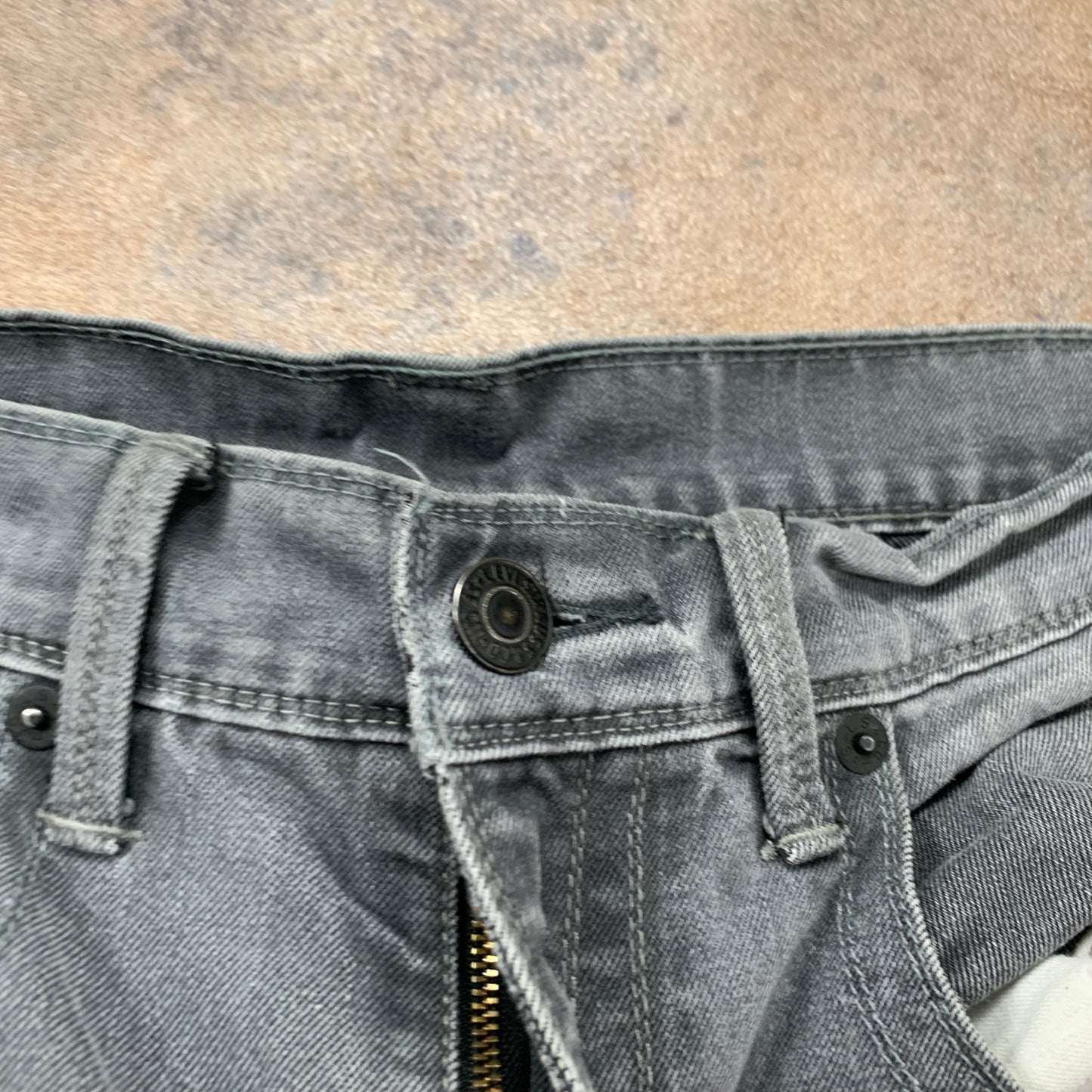 LEVI'S 504 Jeans W34 L30 Mens Regular Fit Straight Grey