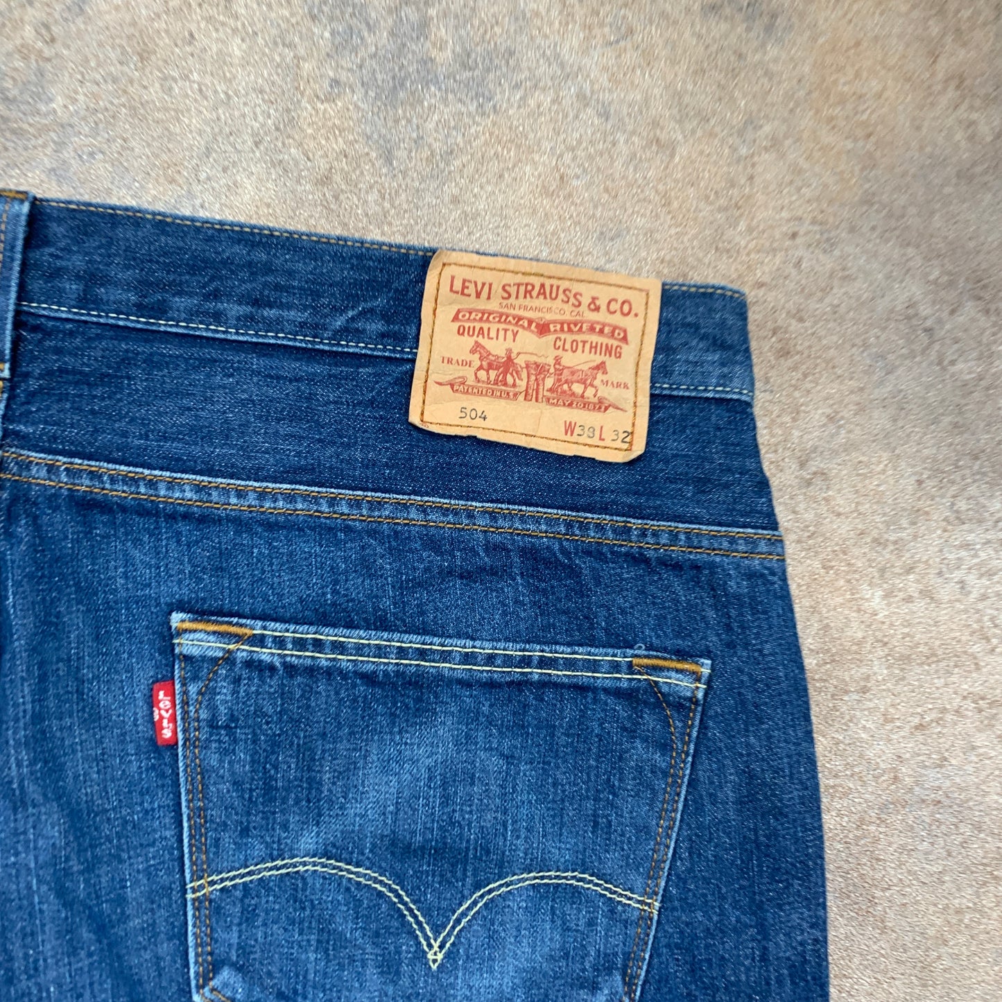 Vintage LEVI'S 504 Jeans W38 L32 Mens Regular Fit Straight Blue