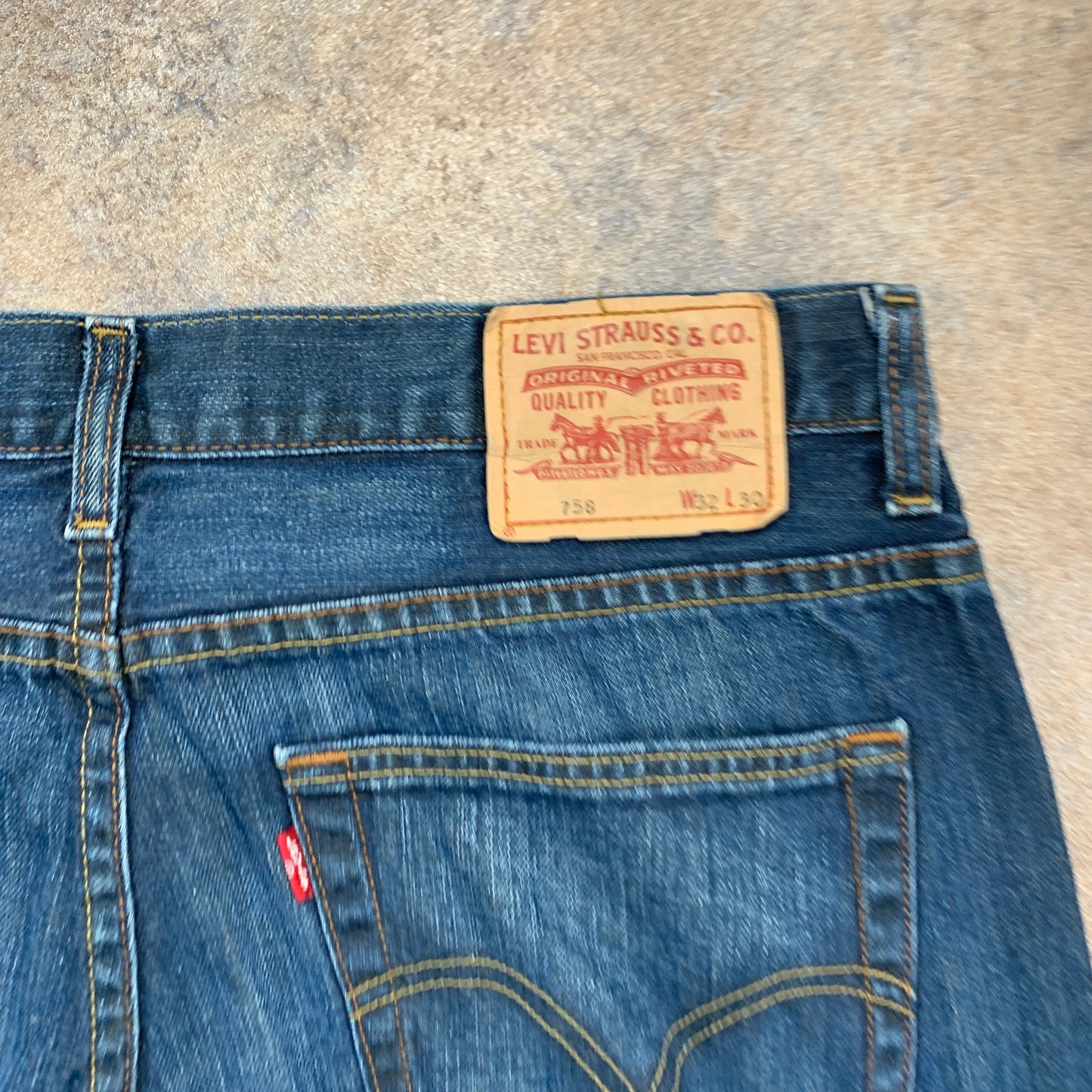Vintage LEVI'S 758 Jeans W32 L30 Mens Relaxed Fit Straight Blue 90s