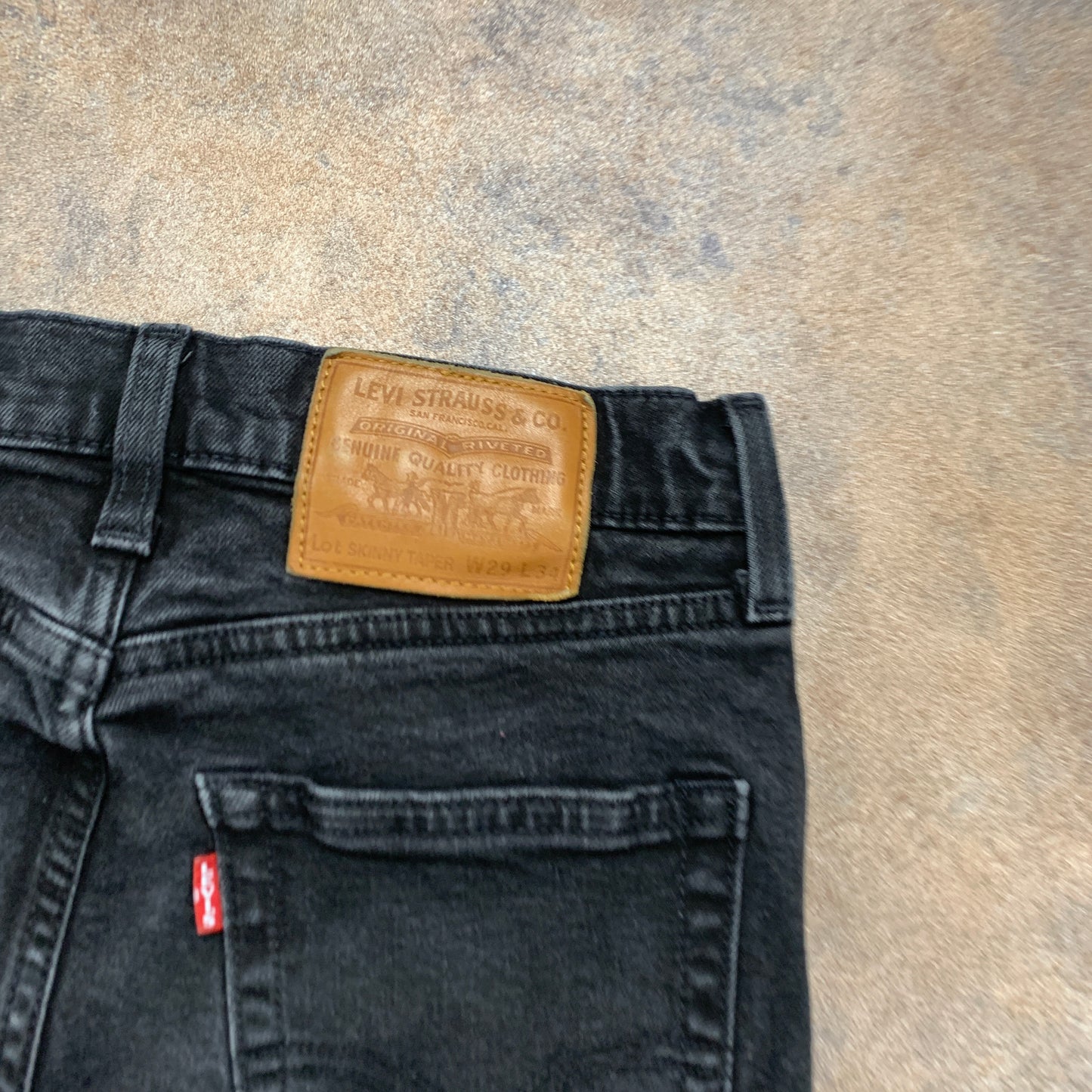 LEVI'S Skinny Tapered Jeans W29 L33 Mens Grey