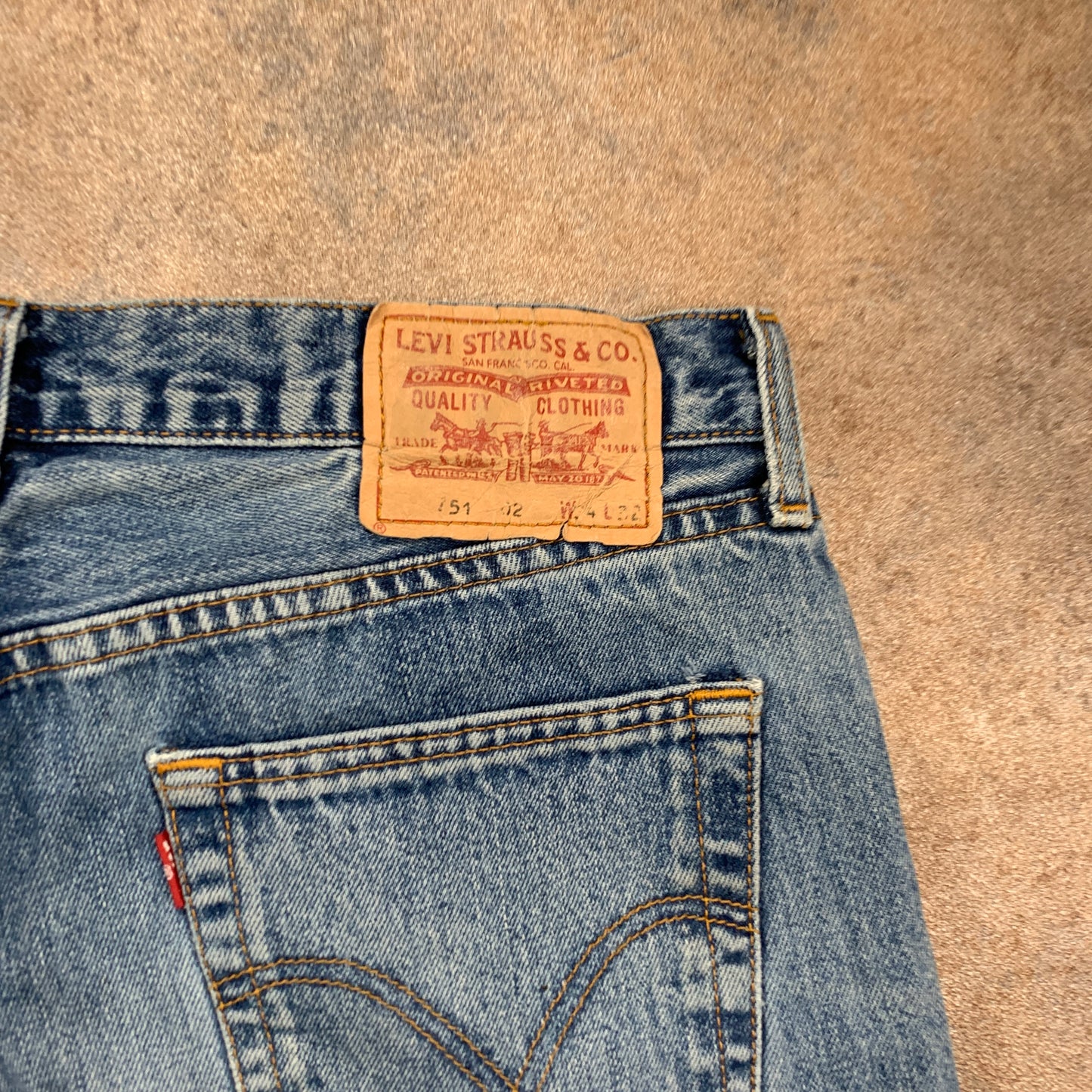 Vintage LEVI'S 751 Jeans W34 L30 Mens Regular Fit Straight Blue