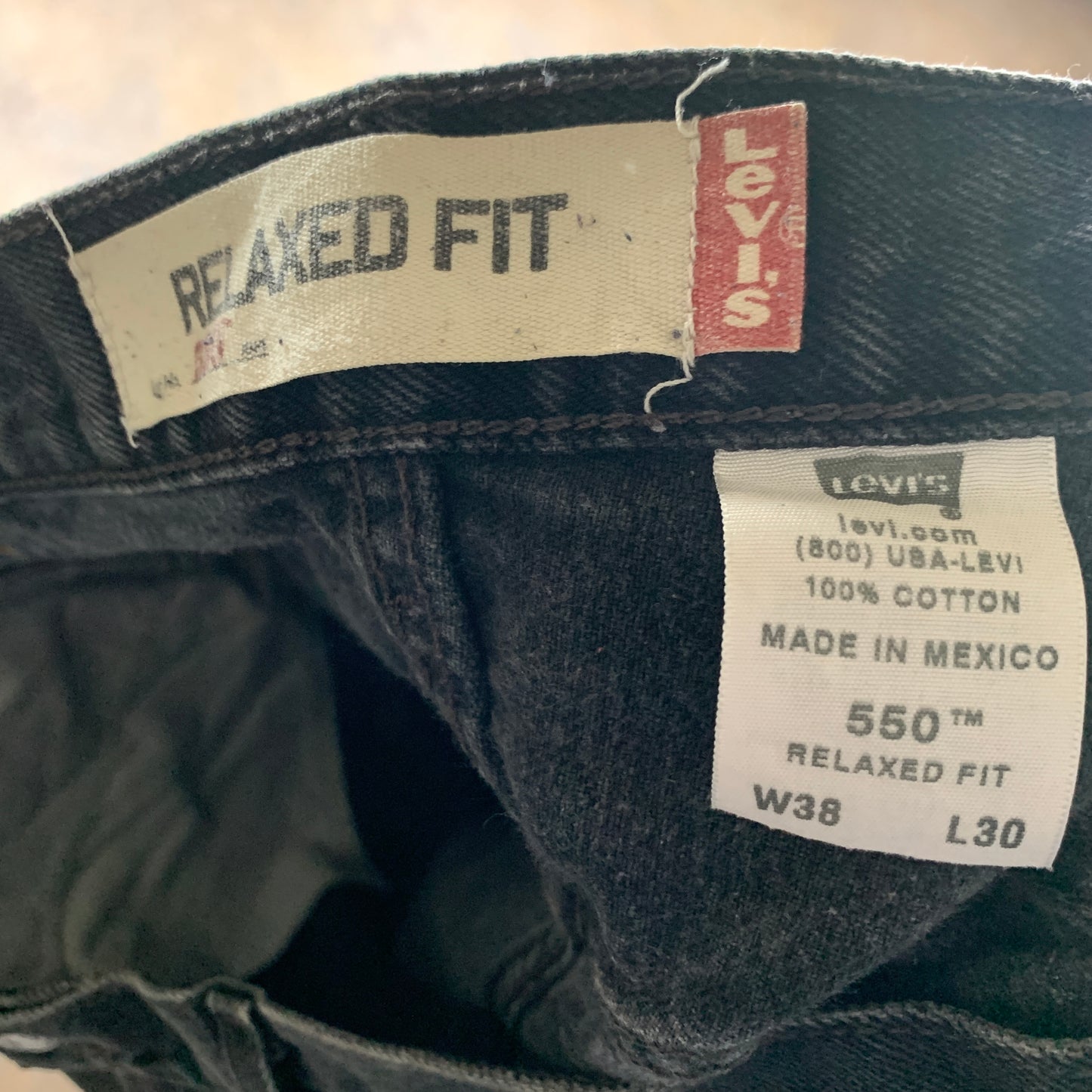 Vintage LEVI'S 550 Jeans W38 L30 Mens Relaxed Fit Straight Grey