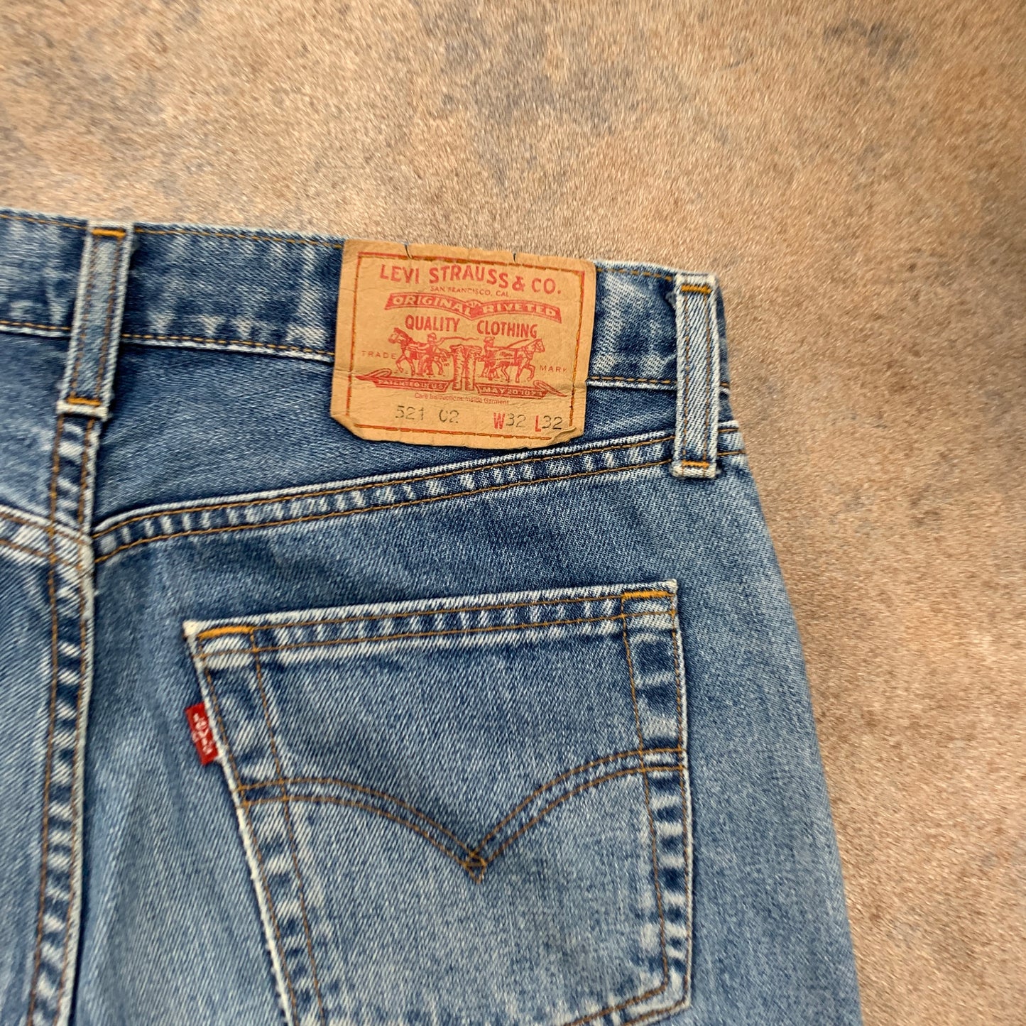 Vintage LEVI'S 521 Jeans W32 L32 Mens Regular Fit Straight Blue