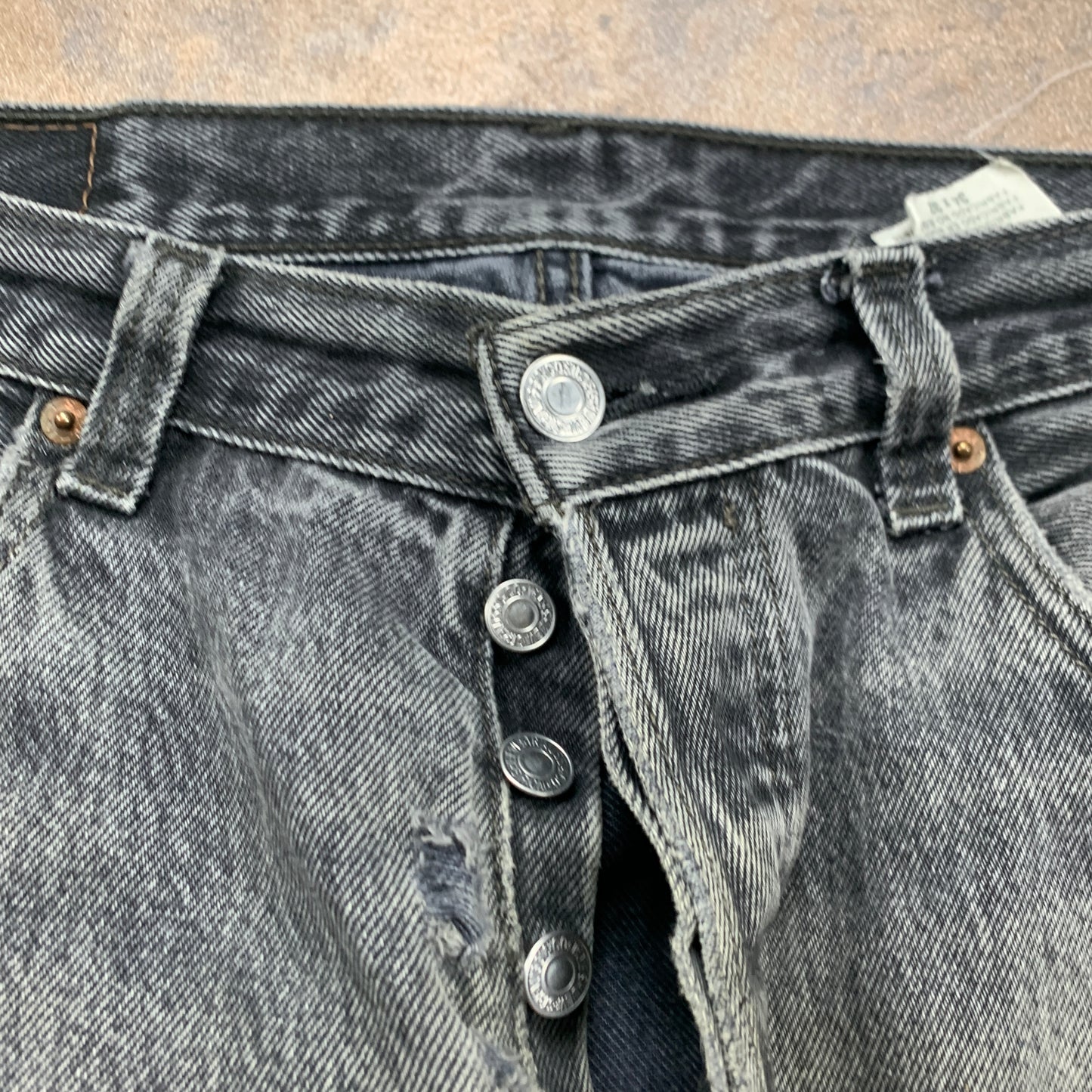 Vintage LEVI'S 501 Jeans W34 L30 Mens Regular Fit Straight Grey