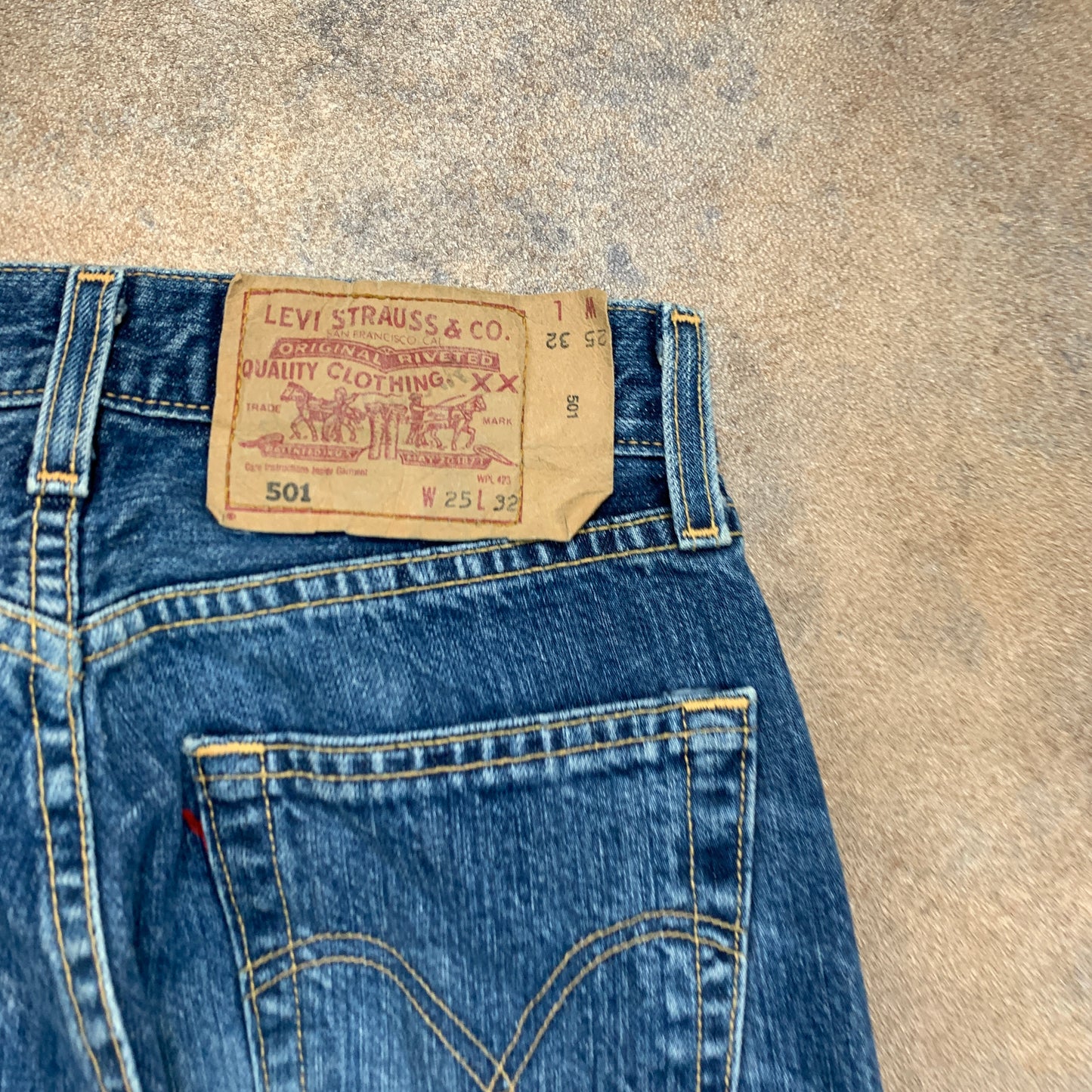 Vintage LEVI'S 501 Jeans W25 L31 Mens Regular Fit Straight Blue