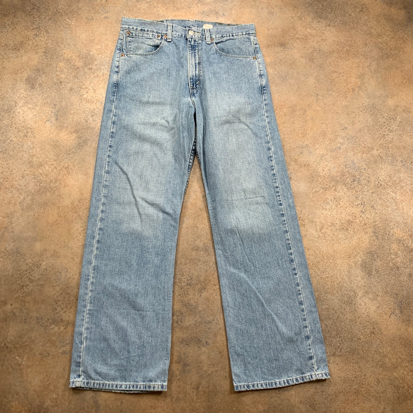 Vintage LEVI'S 557 Jeans W33 L30 Mens Relaxed Fit Straight Blue 90s