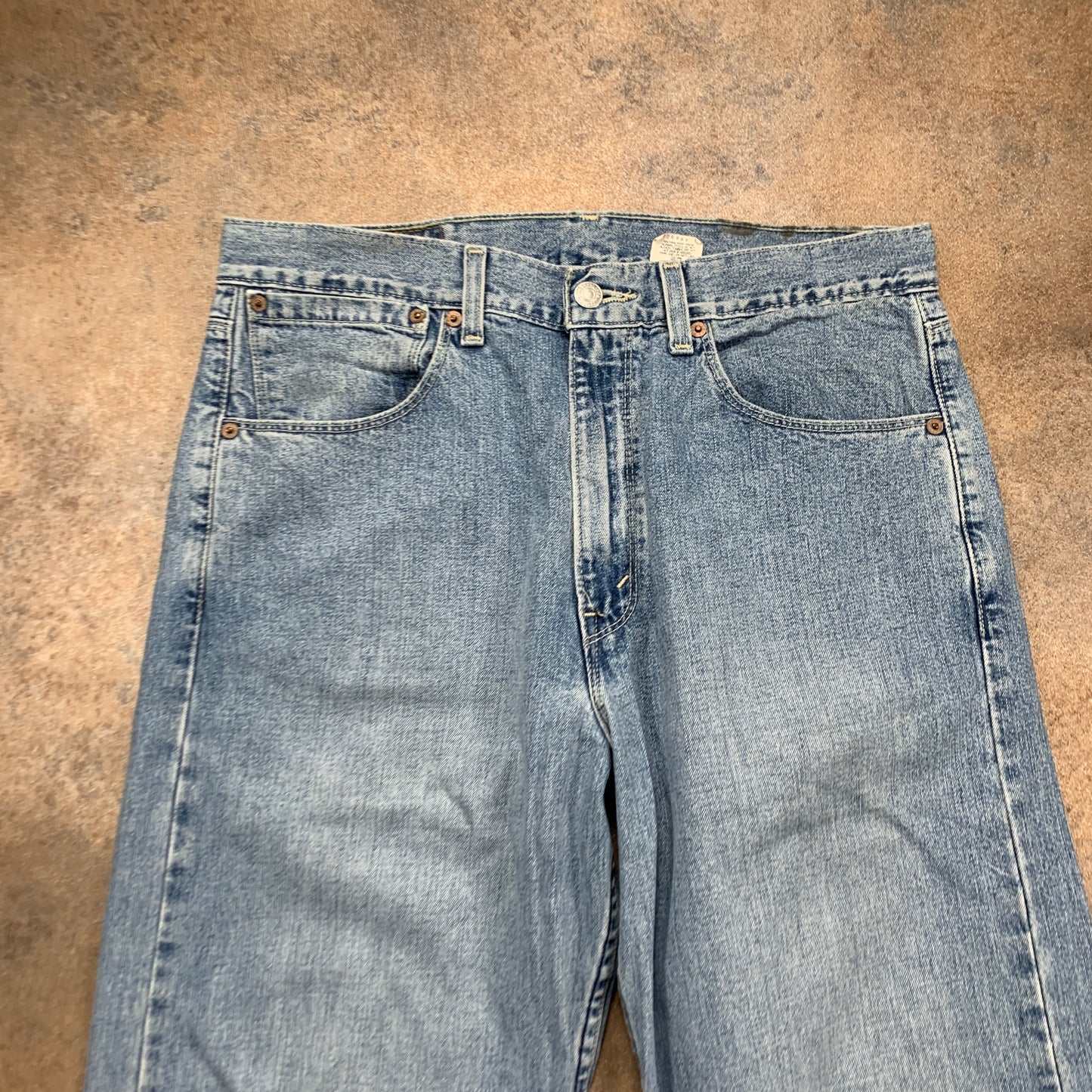 Vintage LEVI'S 557 Jeans W33 L30 Mens Relaxed Fit Straight Blue 90s