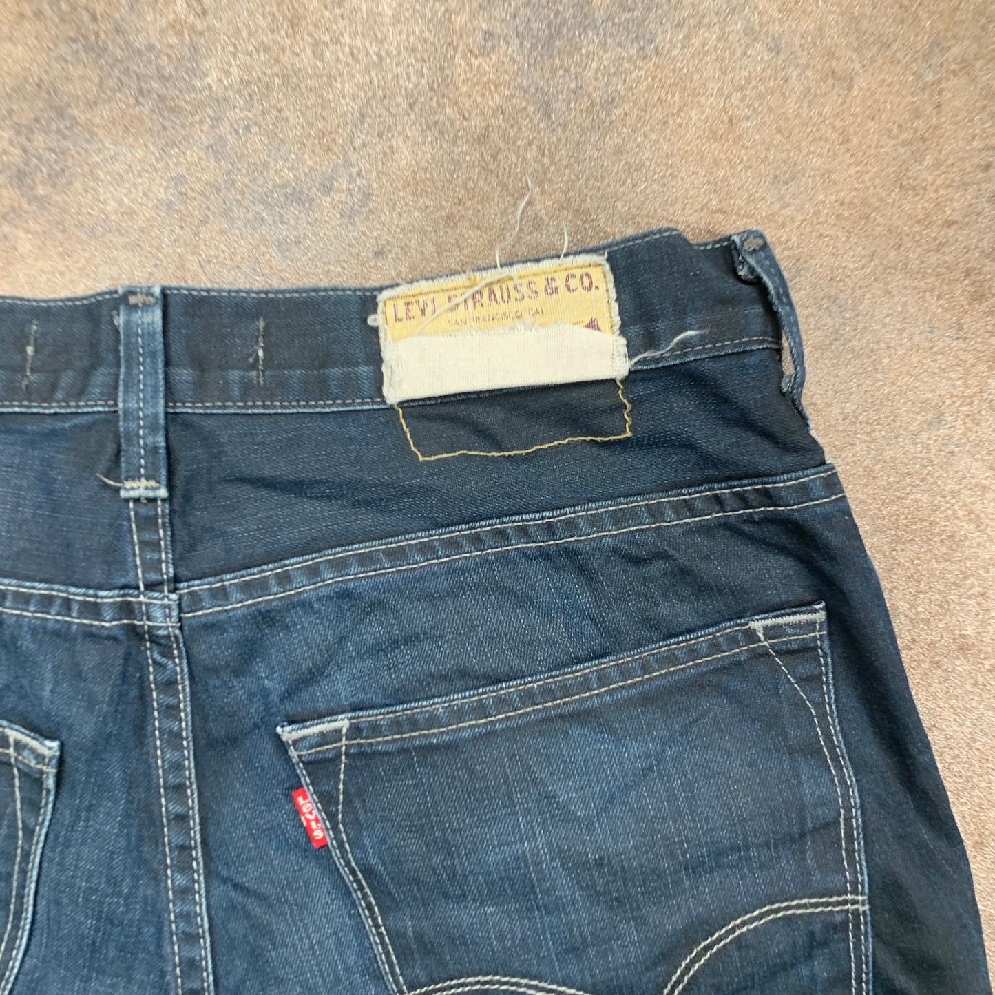 Vintage LEVI'S 513 Jeans W34 L30 Mens Slim Fit Blue